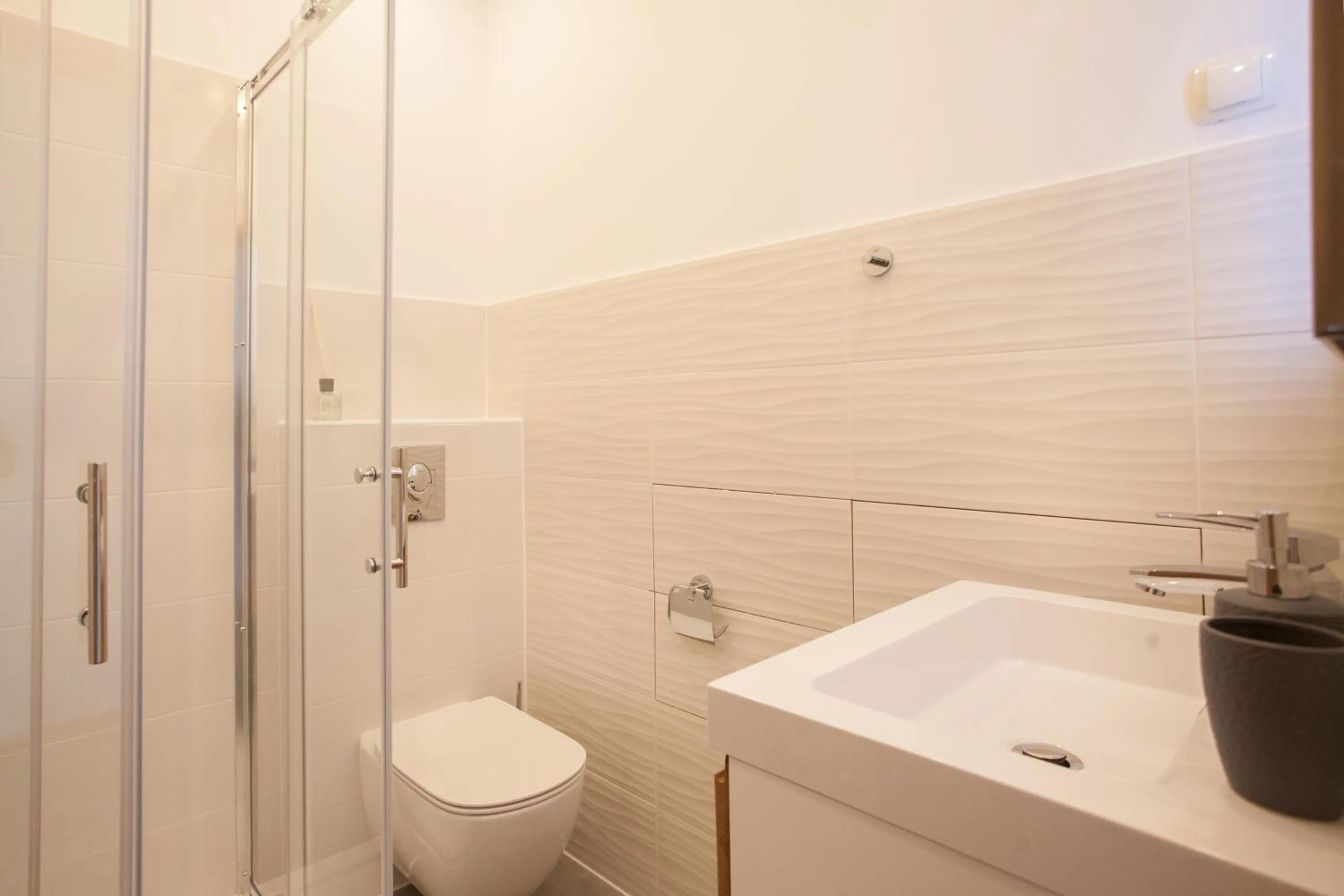 Shower in Bella Vista Suites