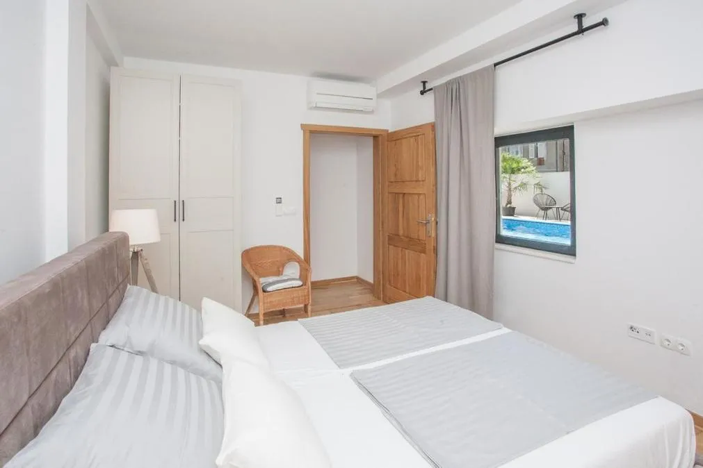 Bed in Bella Vista Suites
