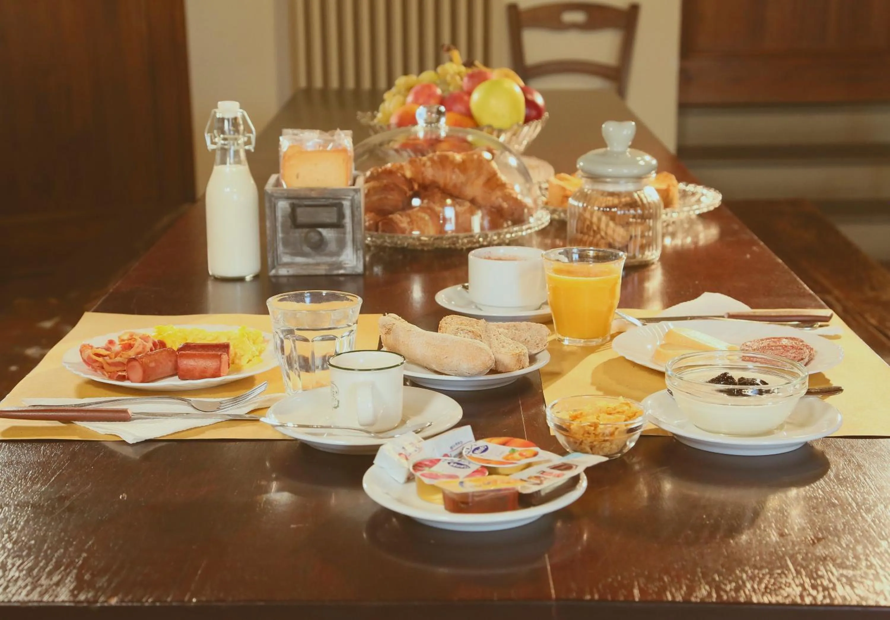 Continental breakfast in Molenda B&B