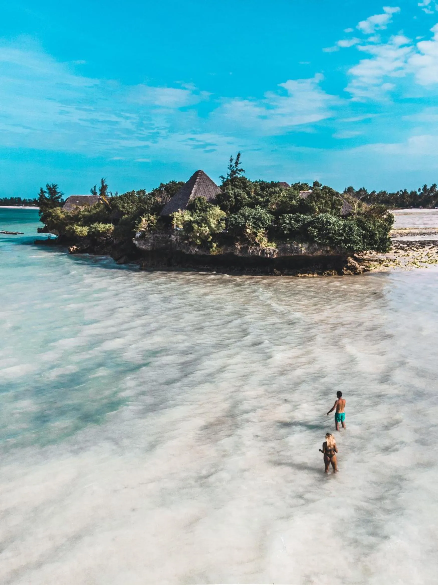 People in The Island - Pongwe Lodge