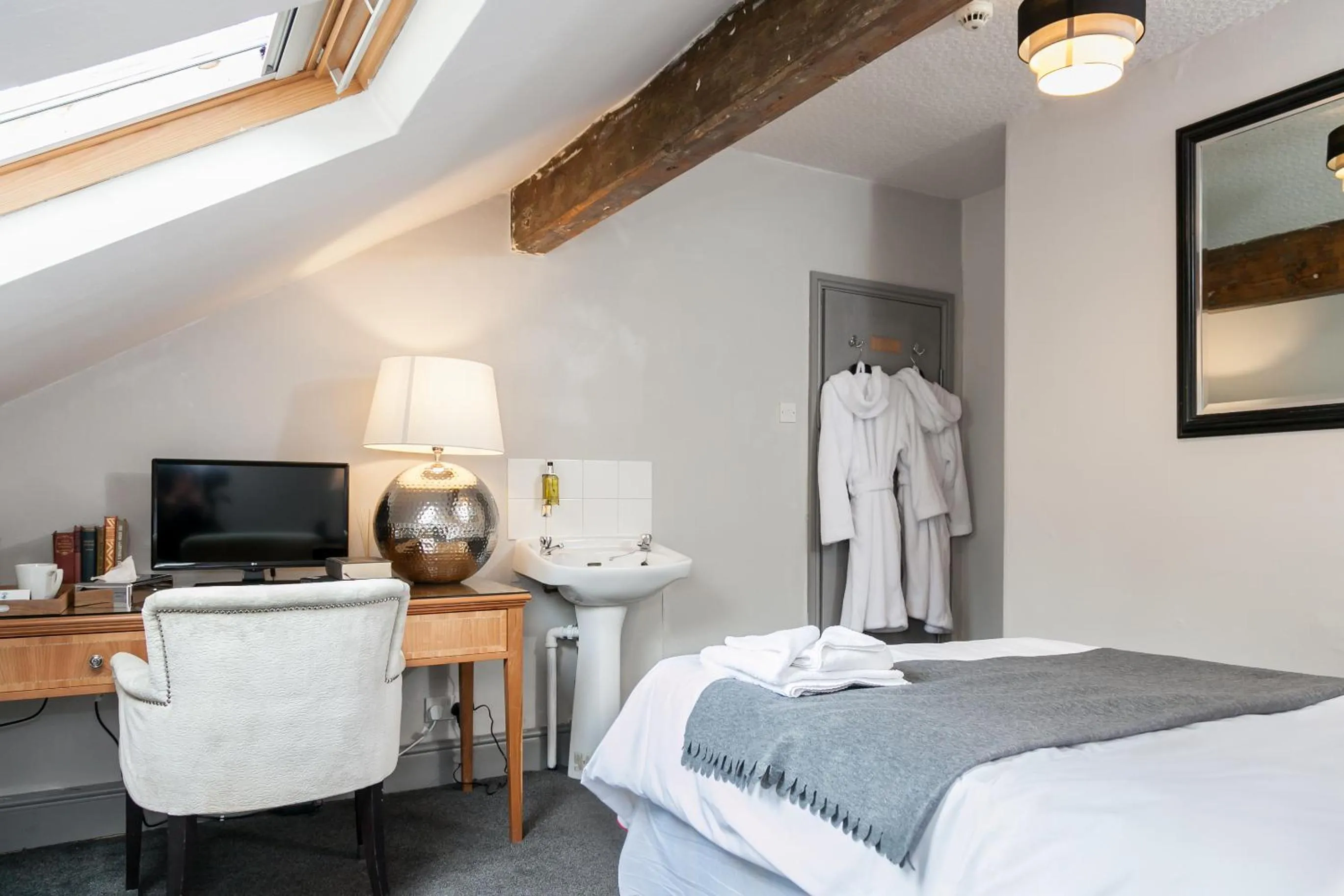 Photo of the whole room, Bed in Townhouse No 12