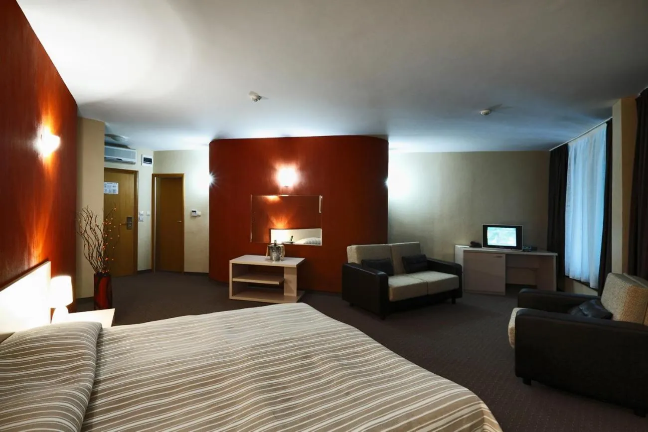 Photo of the whole room, Bed in Evridika Hotel