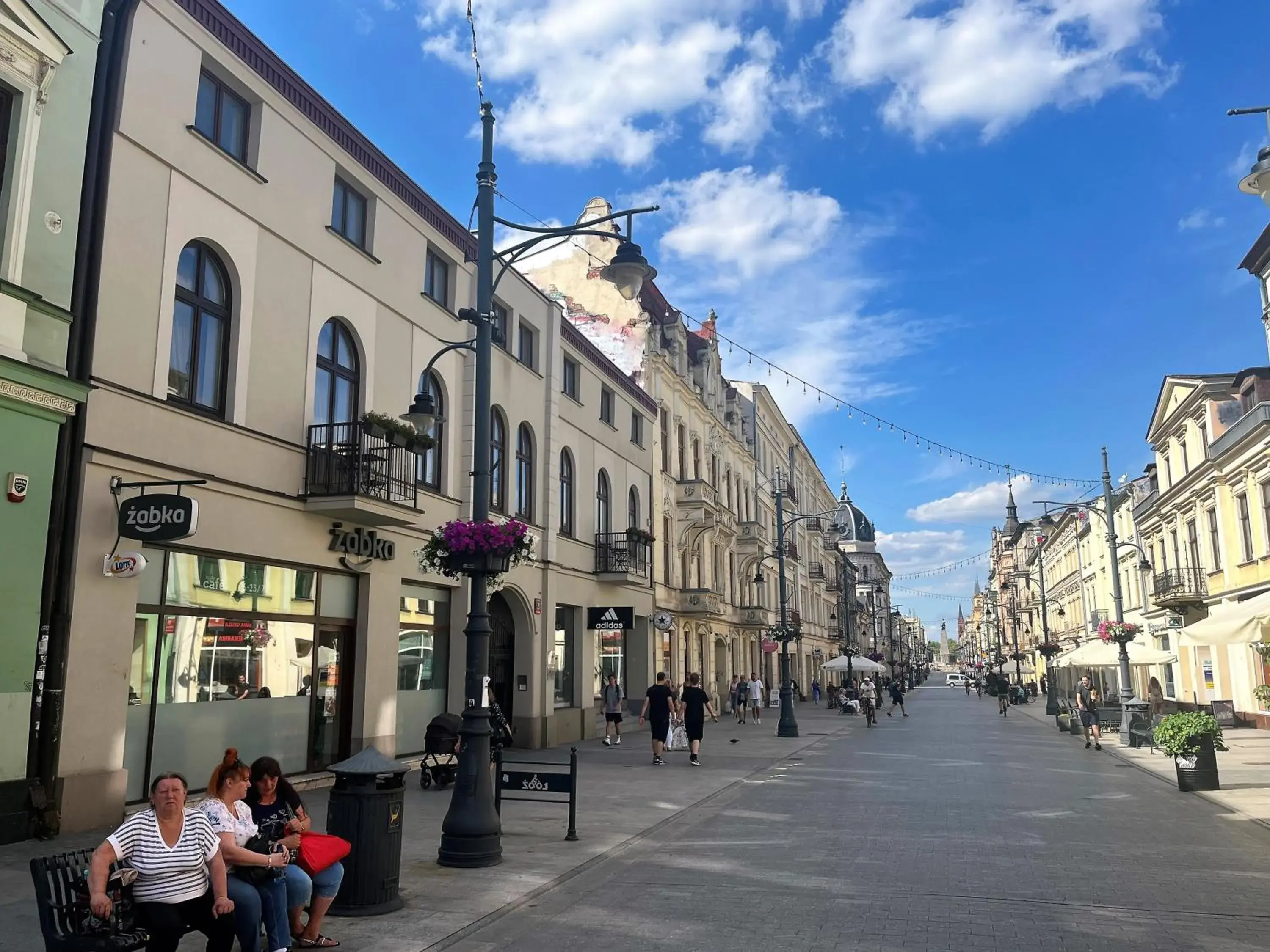 Home & Travel Apartamenty w centrum Łodzi - Piotrkowska - Klimatyzacja - Parking - Manufaktura - OFF Piotrkowska - EC1 - ATLAS Arena - Orientarium - Monopolis Home & Travel Apartamenty w centrum Łodzi - Piotrkowska - Klimatyzacja - Parking - Manufaktura - OFF Piotrkowska - EC1 - ATLAS Arena - Orientarium - Monopolis