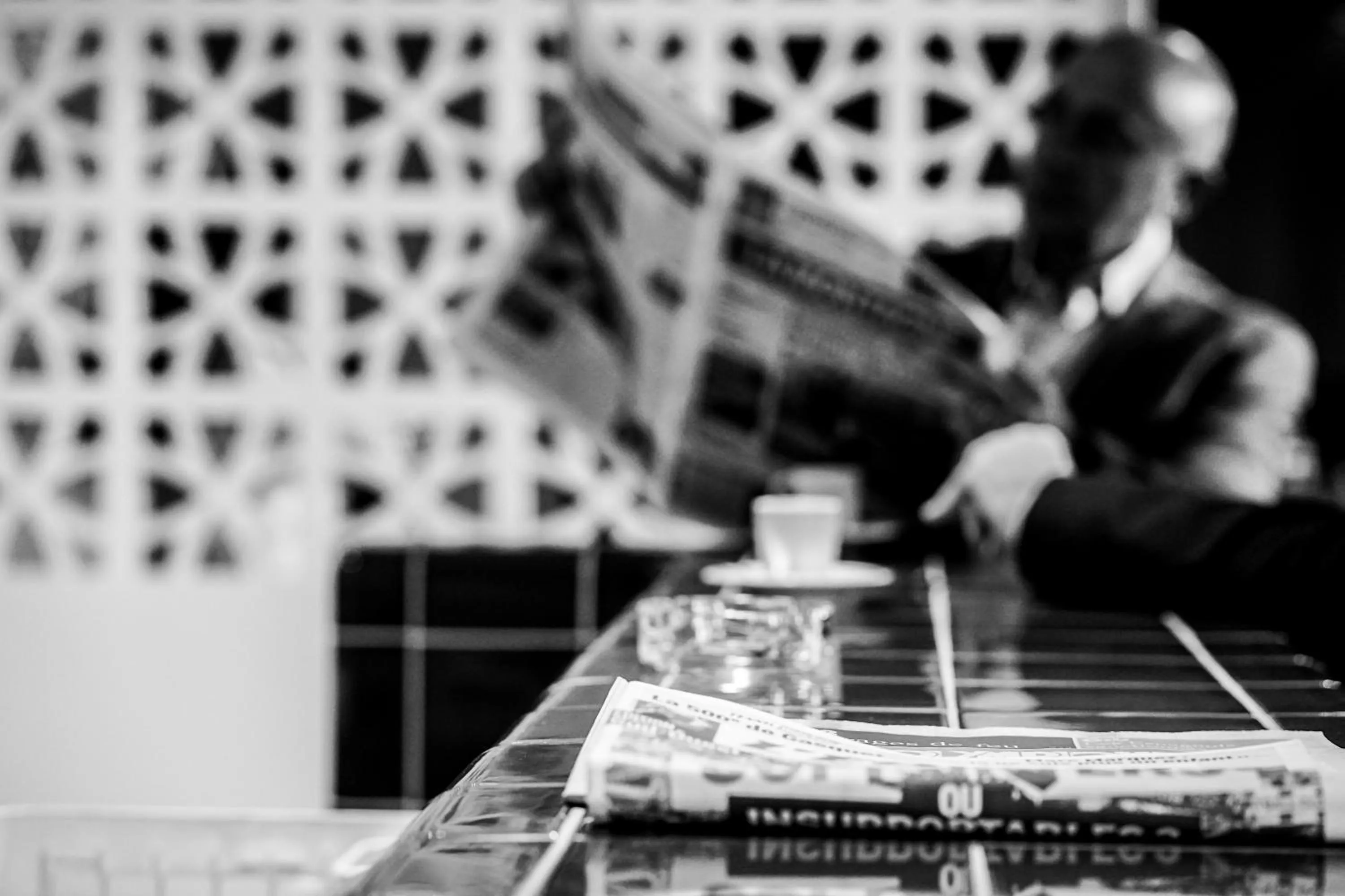 Lounge or bar in Hôtel Le Collonges TV connecté wifi Netflix