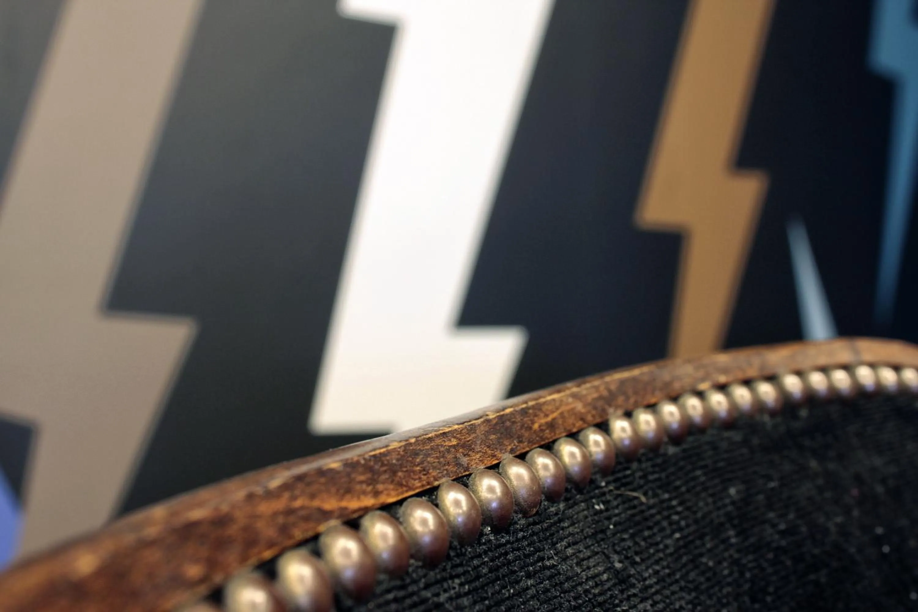 Decorative detail in Hôtel Le Collonges TV connecté wifi Netflix