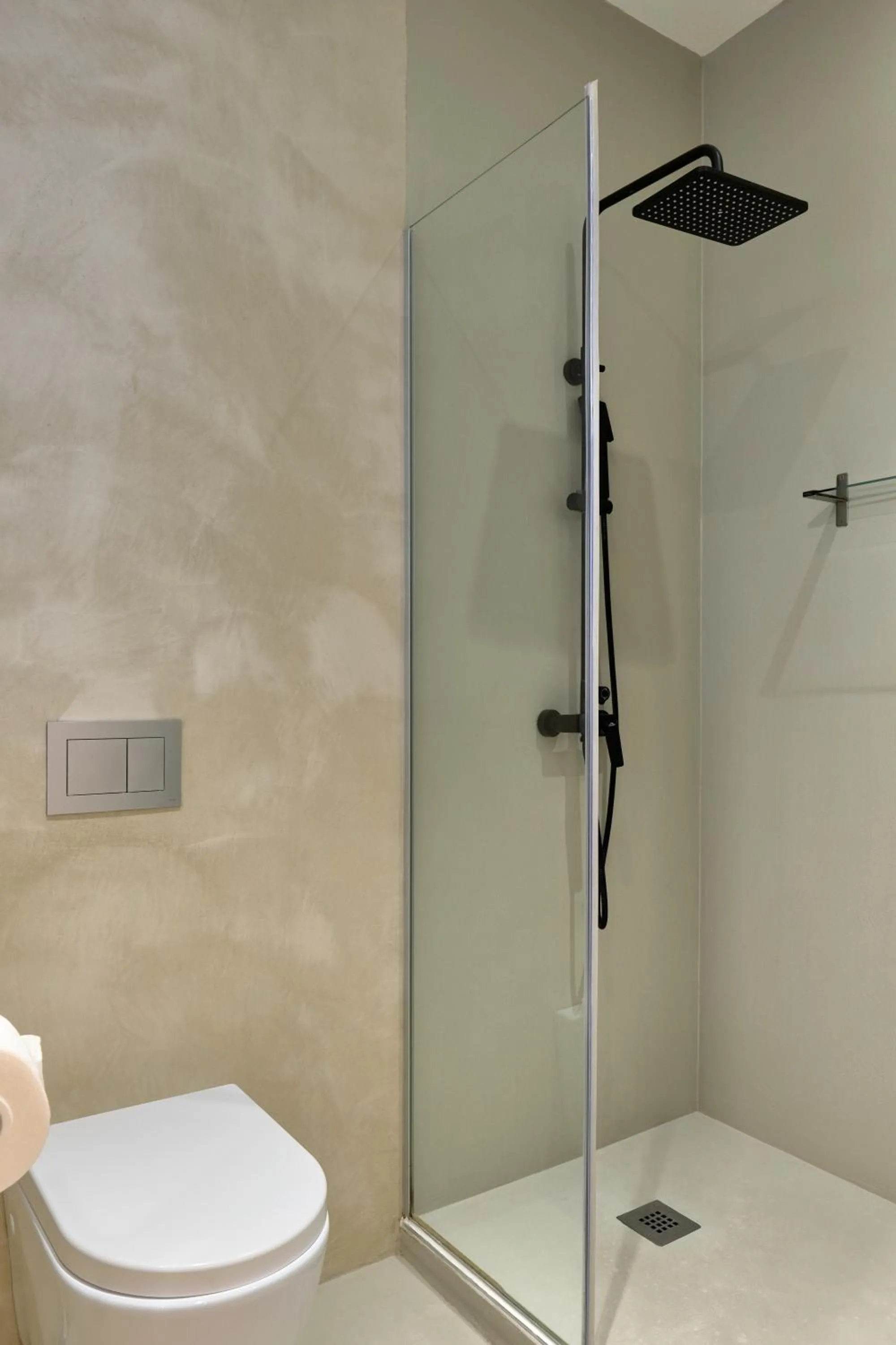 Toilet in Casa Lirio