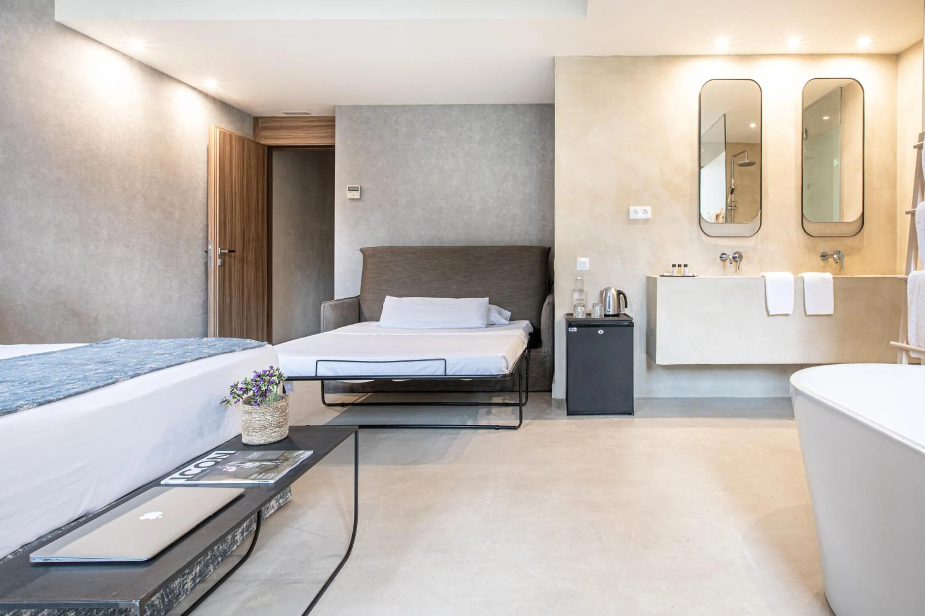 Bathroom, Bed in Casa Lirio