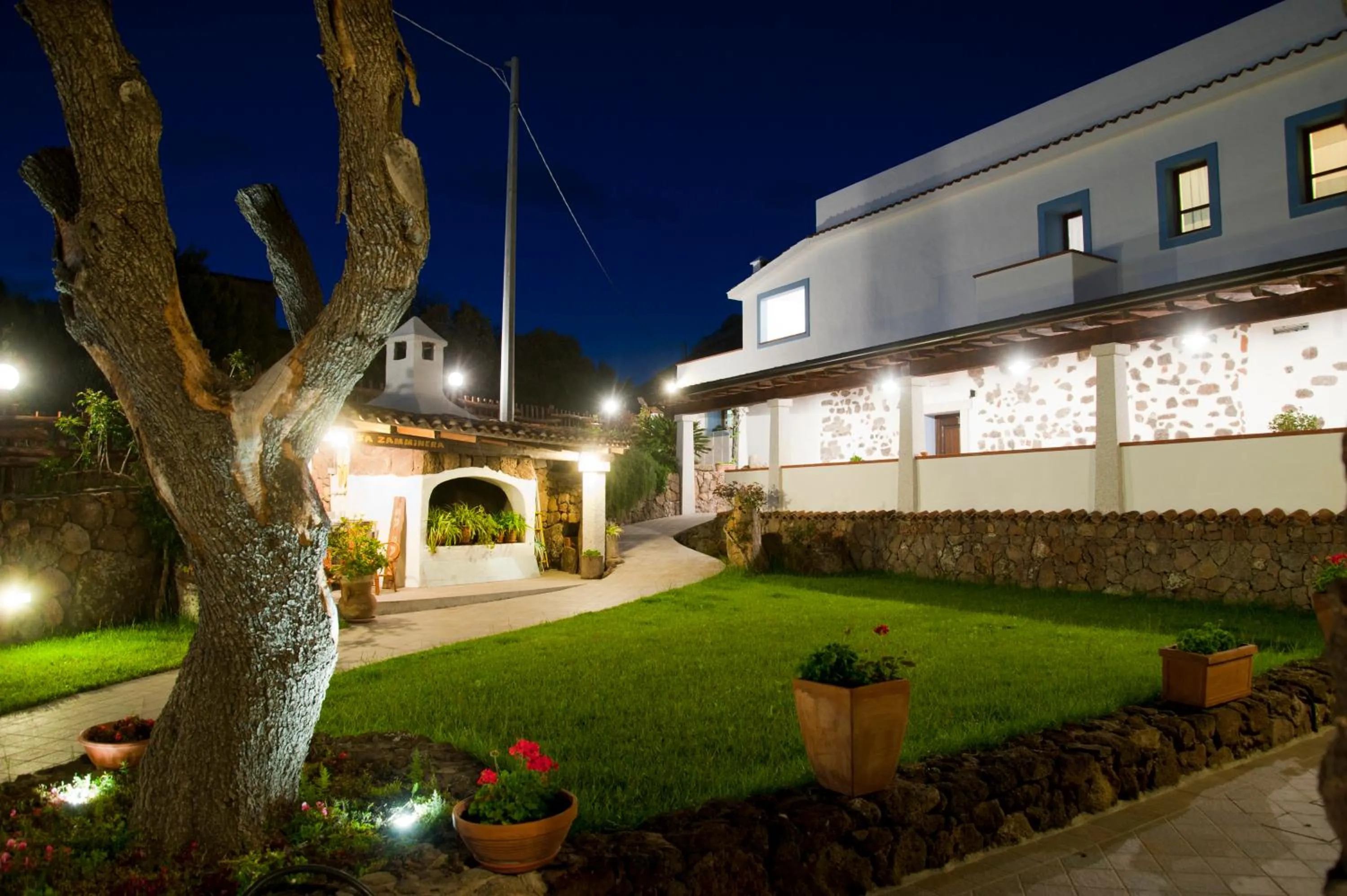 Property building in Turismo Rurale Belvedere Pradonos