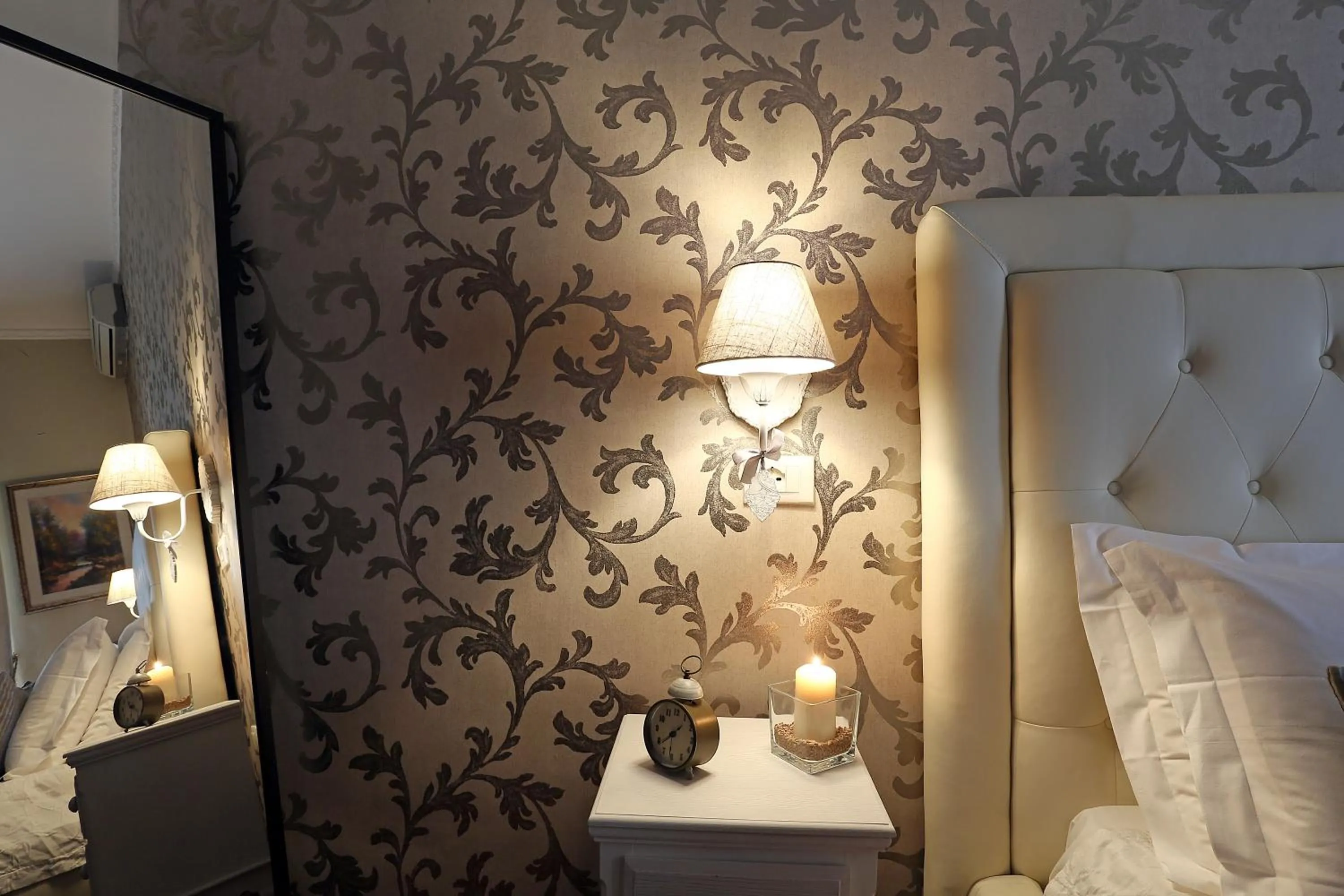Other, Bed in Liberty Vatican Suites - Liberty Collection