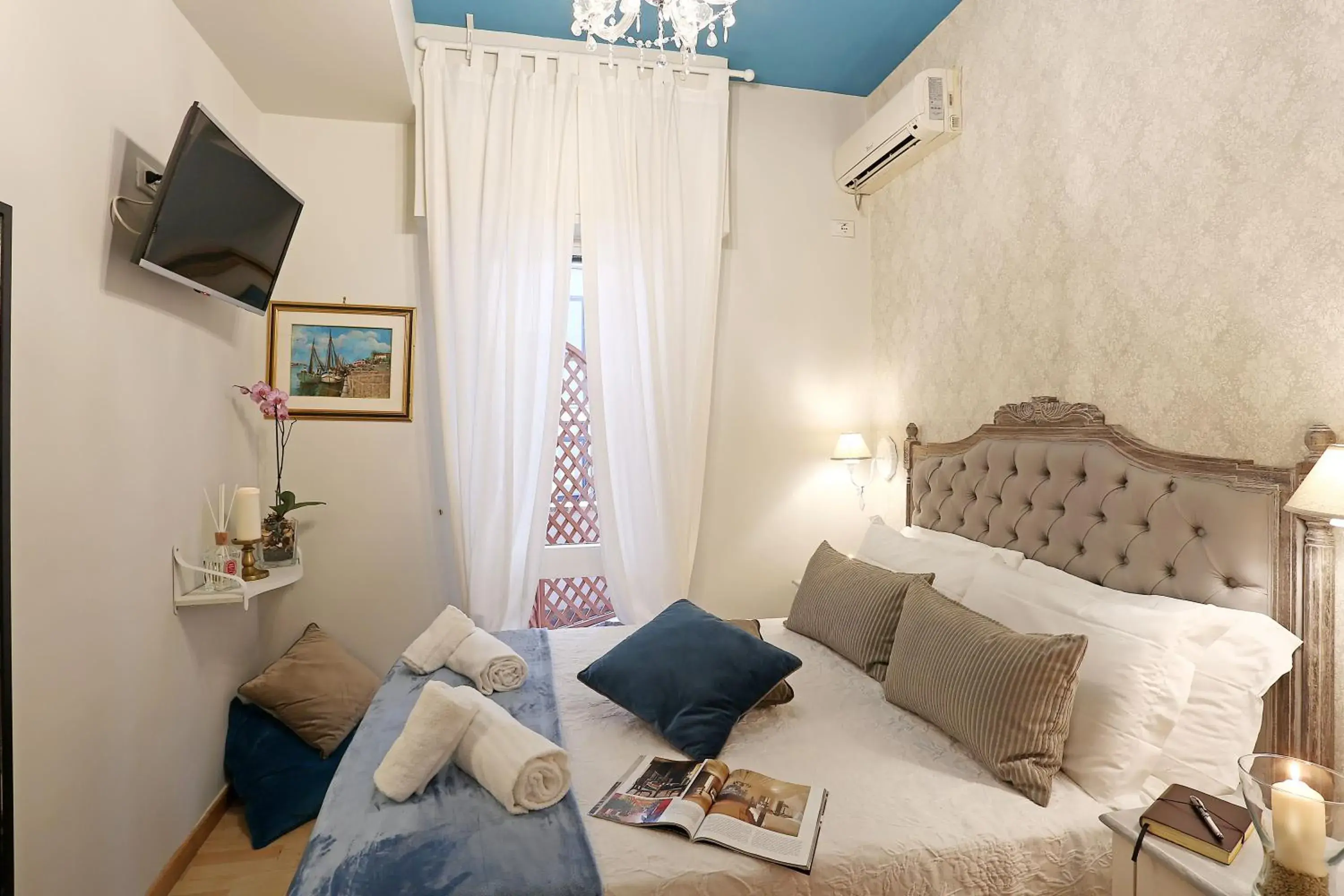 Small Double Room in Liberty Vatican Suites - Liberty Collection Small Double Room in Liberty Vatican Suites - Liberty Collection