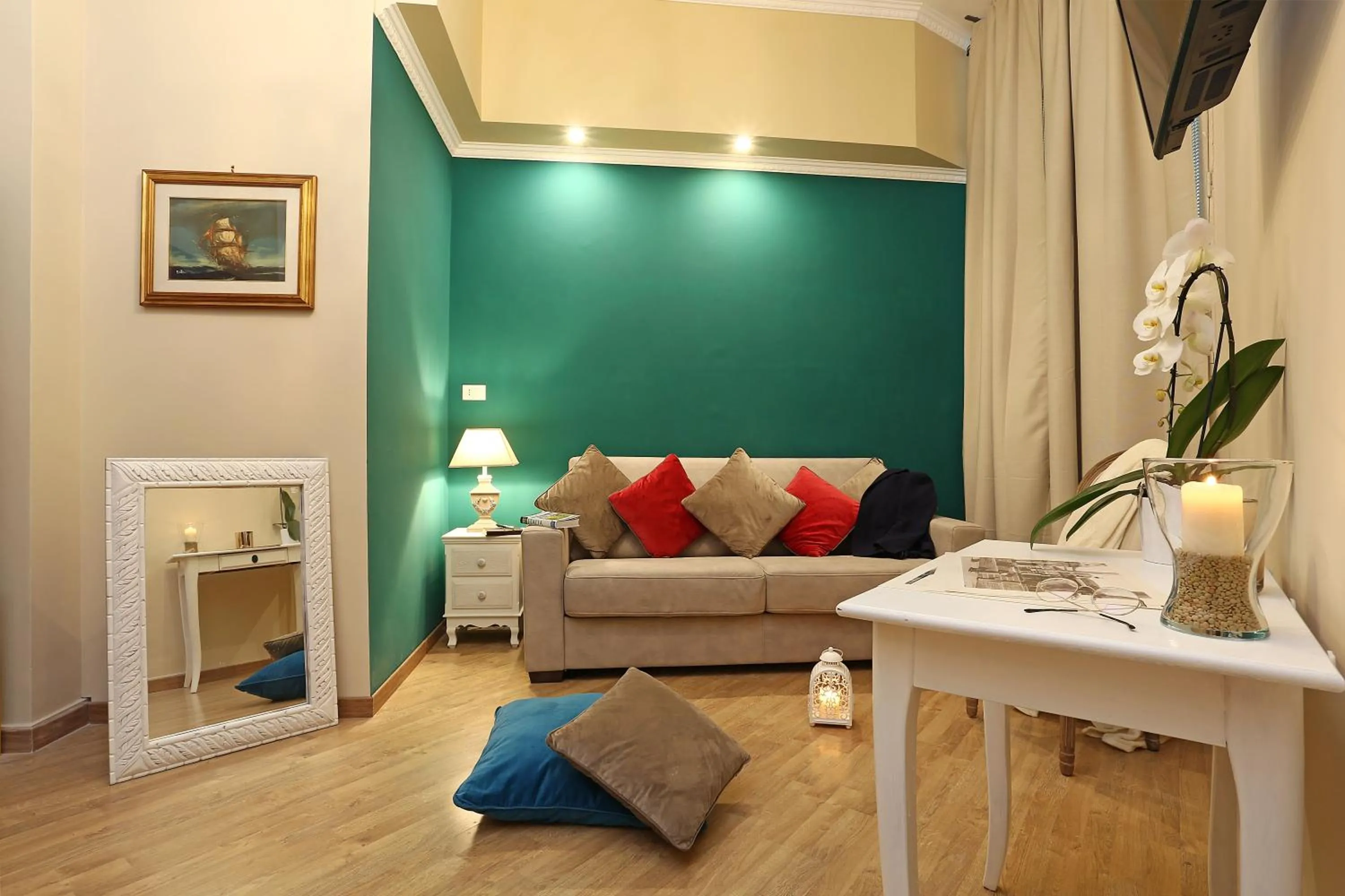 Night in Liberty Vatican Suites - Liberty Collection
