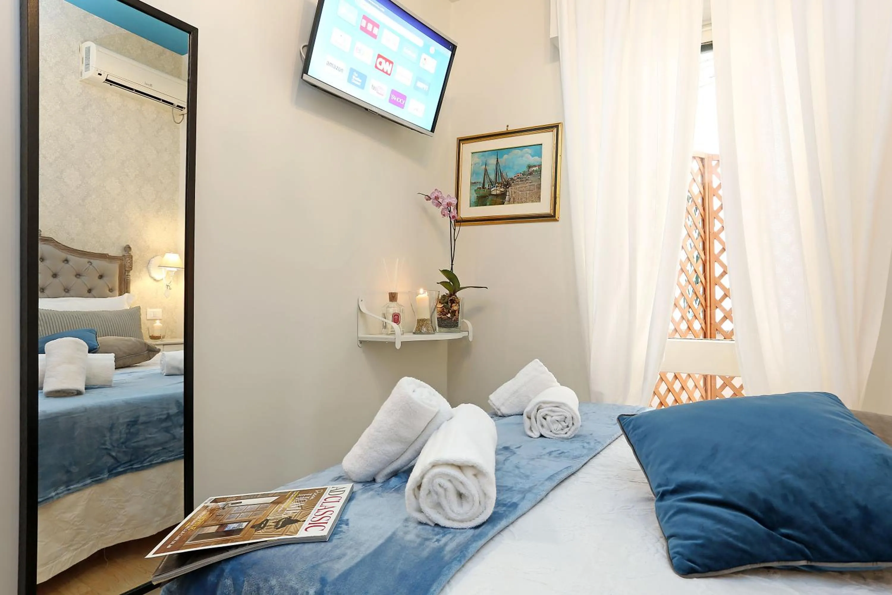Other, Bed in Liberty Vatican Suites - Liberty Collection
