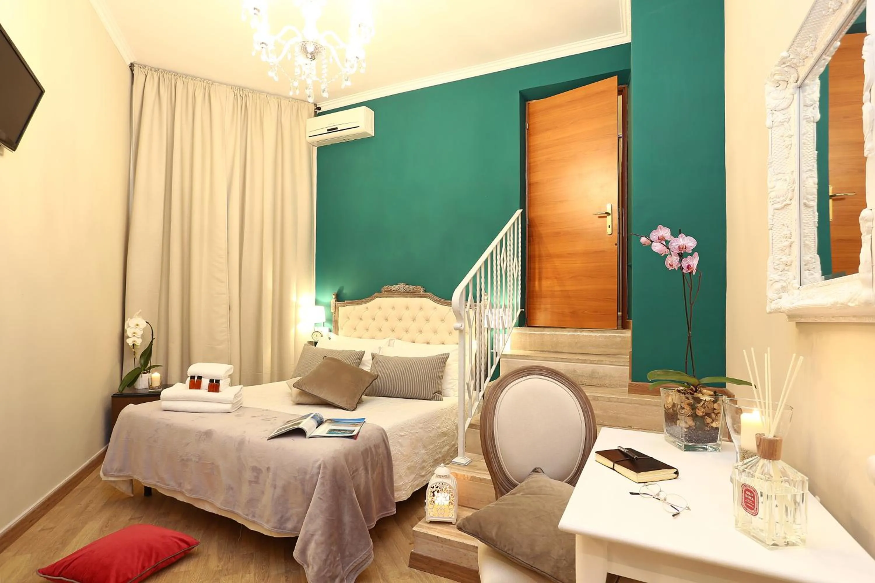 Activities, Bed in Liberty Vatican Suites - Liberty Collection