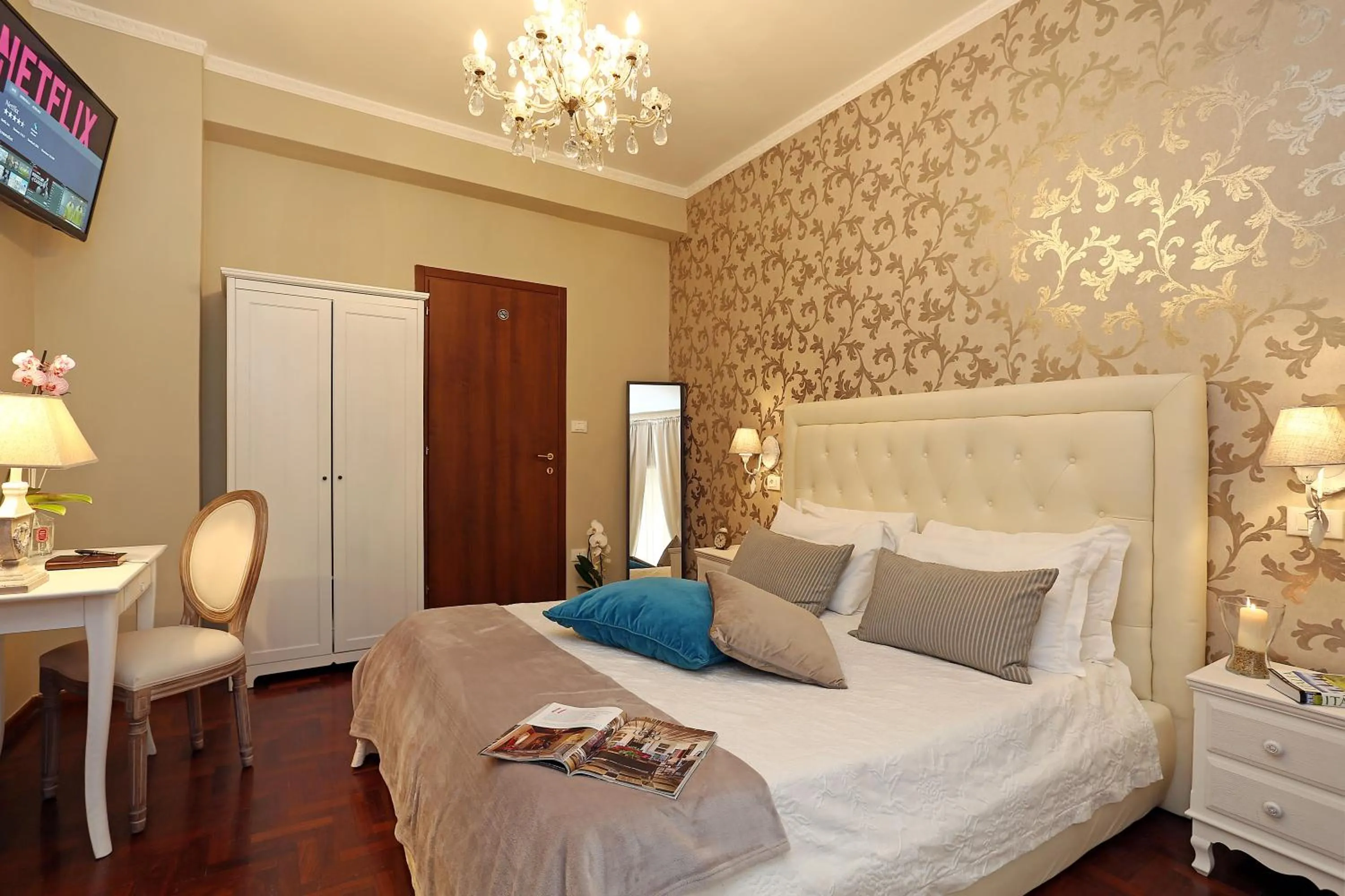 Bed in Liberty Vatican Suites - Liberty Collection