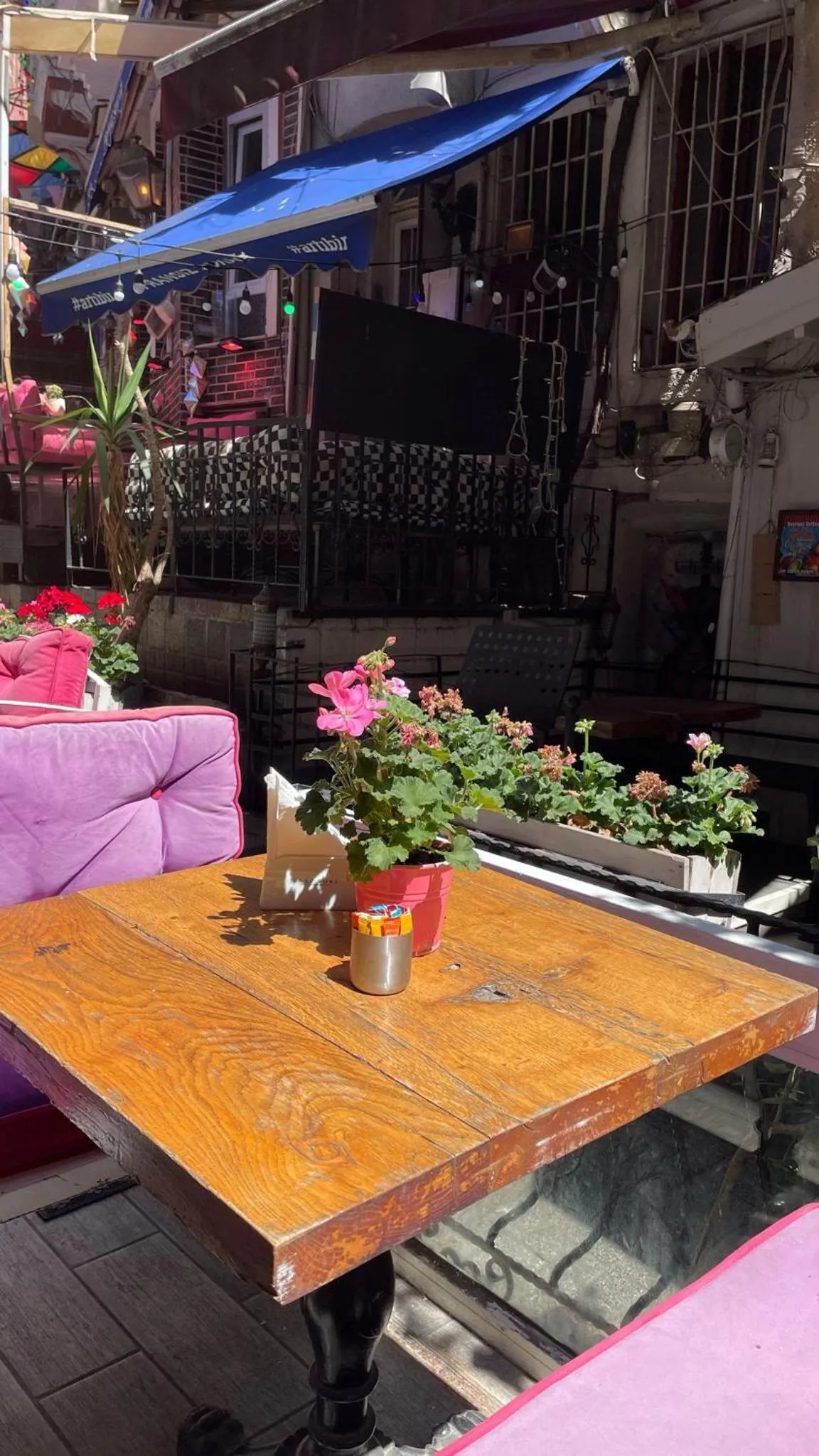 Breakfast in Chez Bore