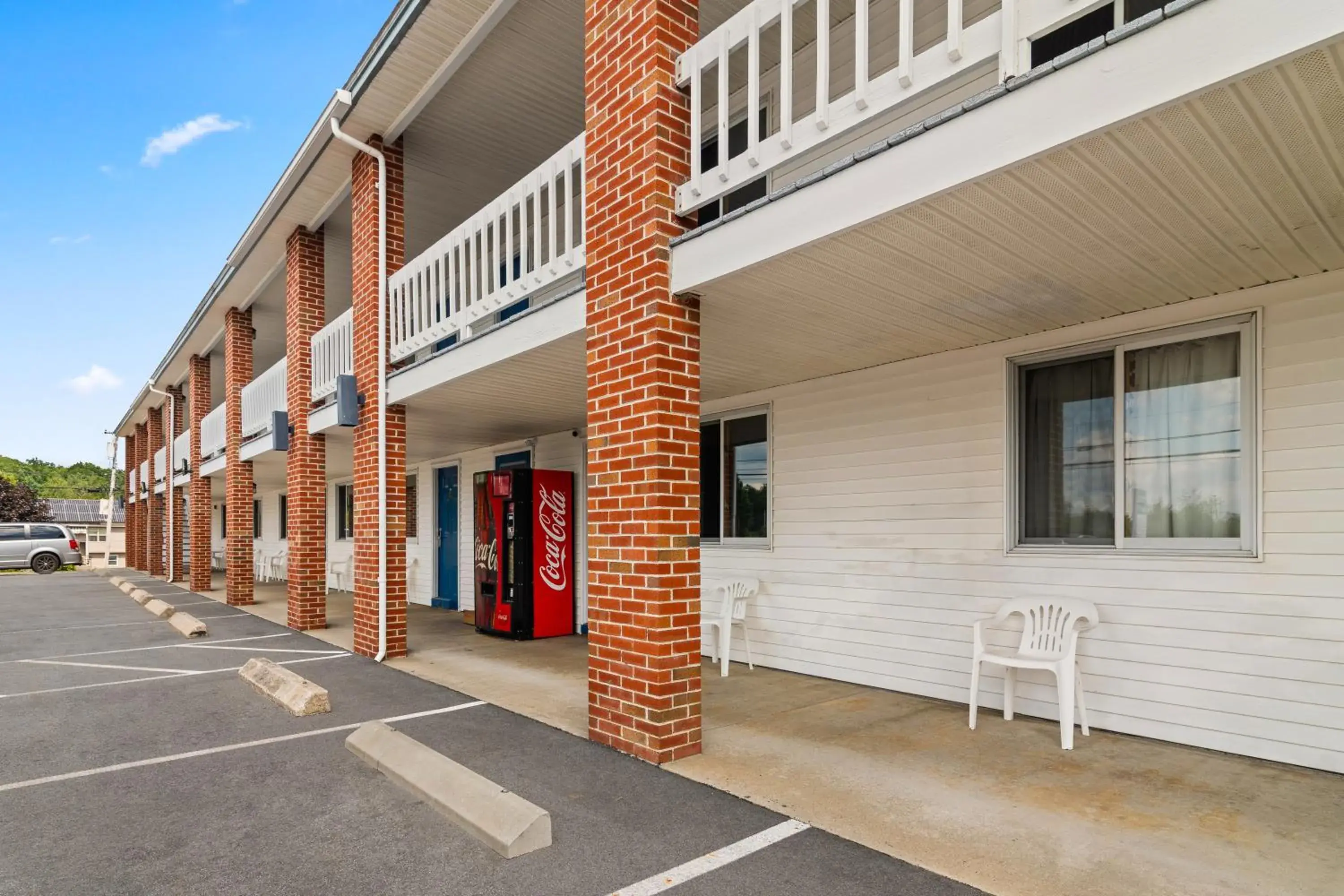 Property building in Americas Best Value Inn Biddeford Property building in Americas Best Value Inn Biddeford