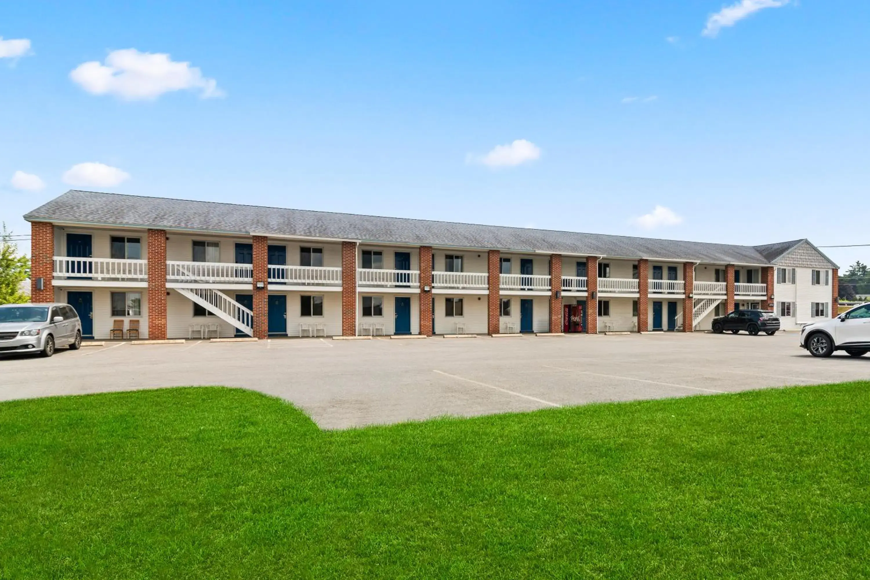 Property building in Americas Best Value Inn Biddeford Property building in Americas Best Value Inn Biddeford