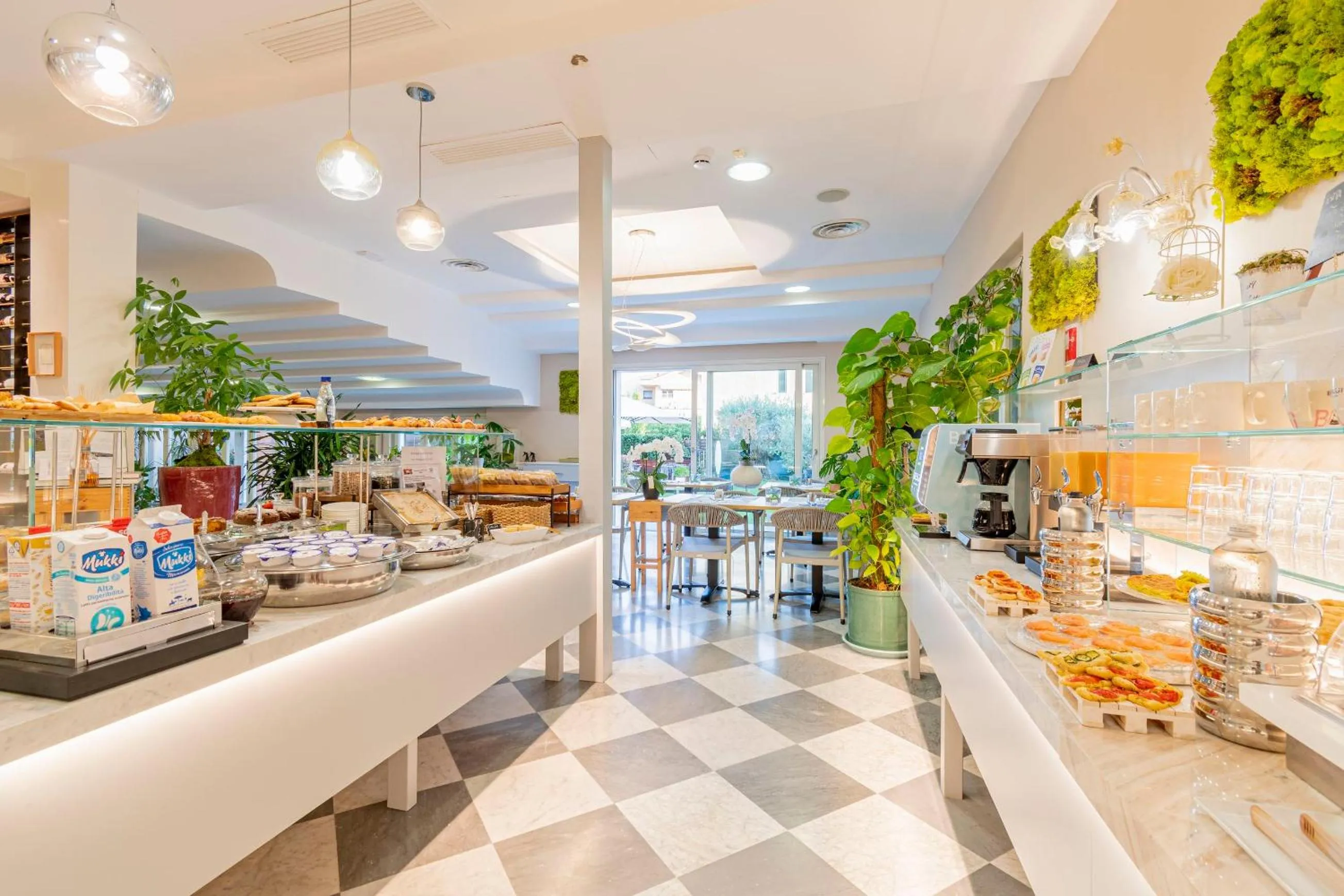 Breakfast in Hotel Luna