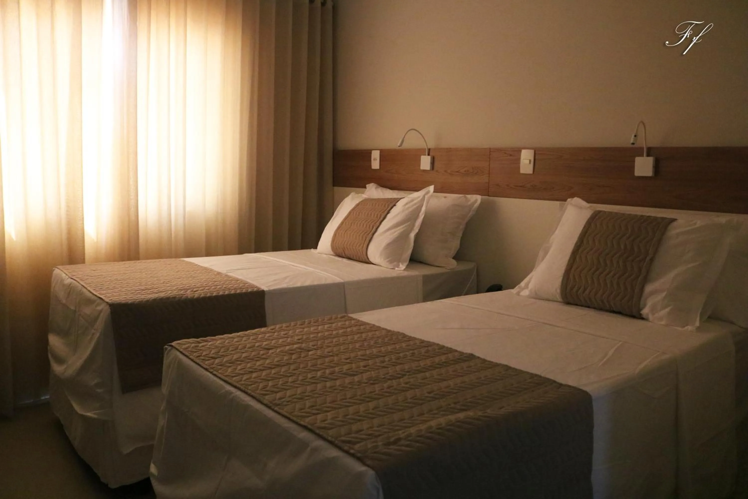 Bed in Bristol Aline Alagoas