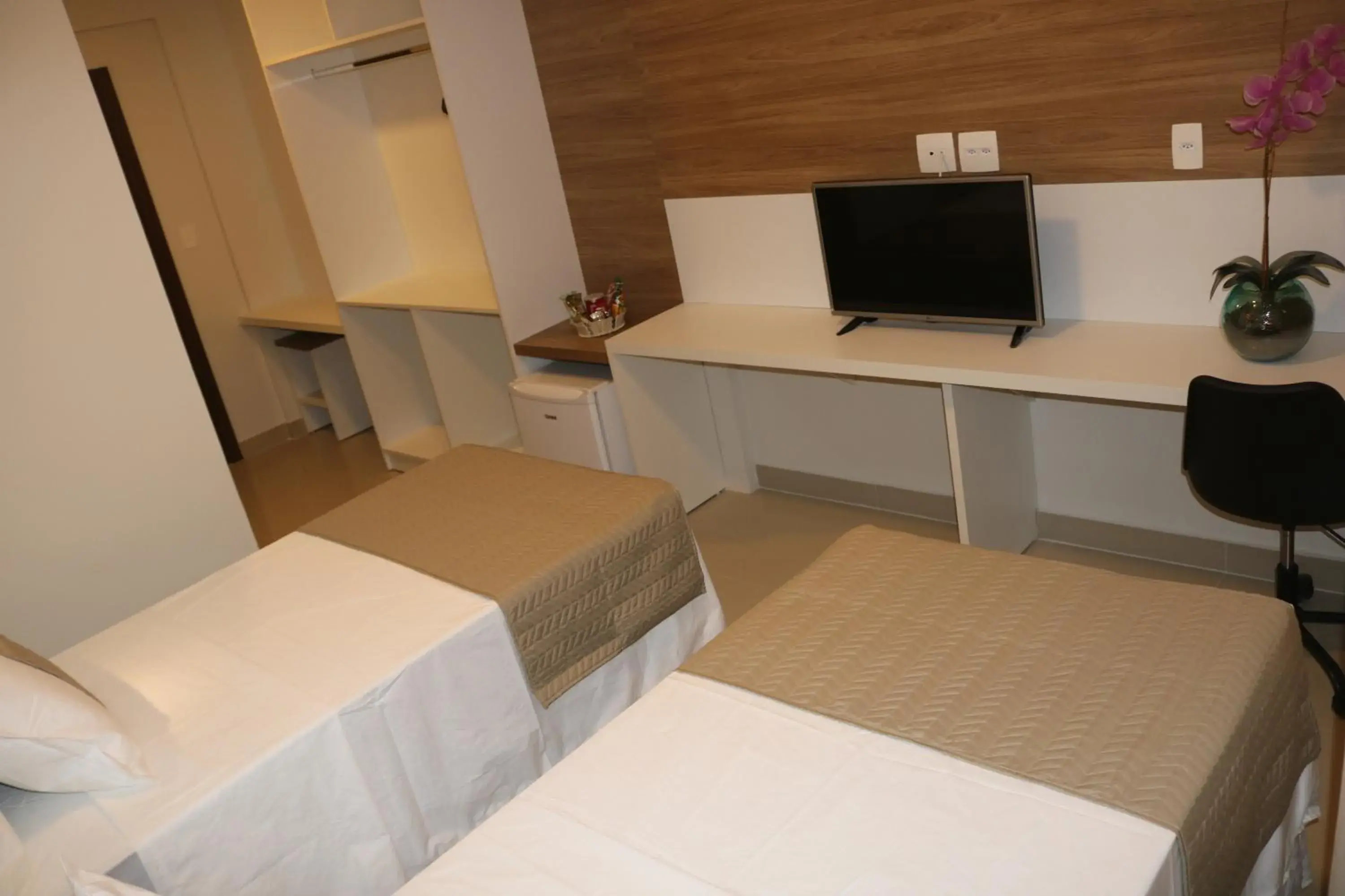 Bed in Bristol Aline Alagoas Bed in Bristol Aline Alagoas