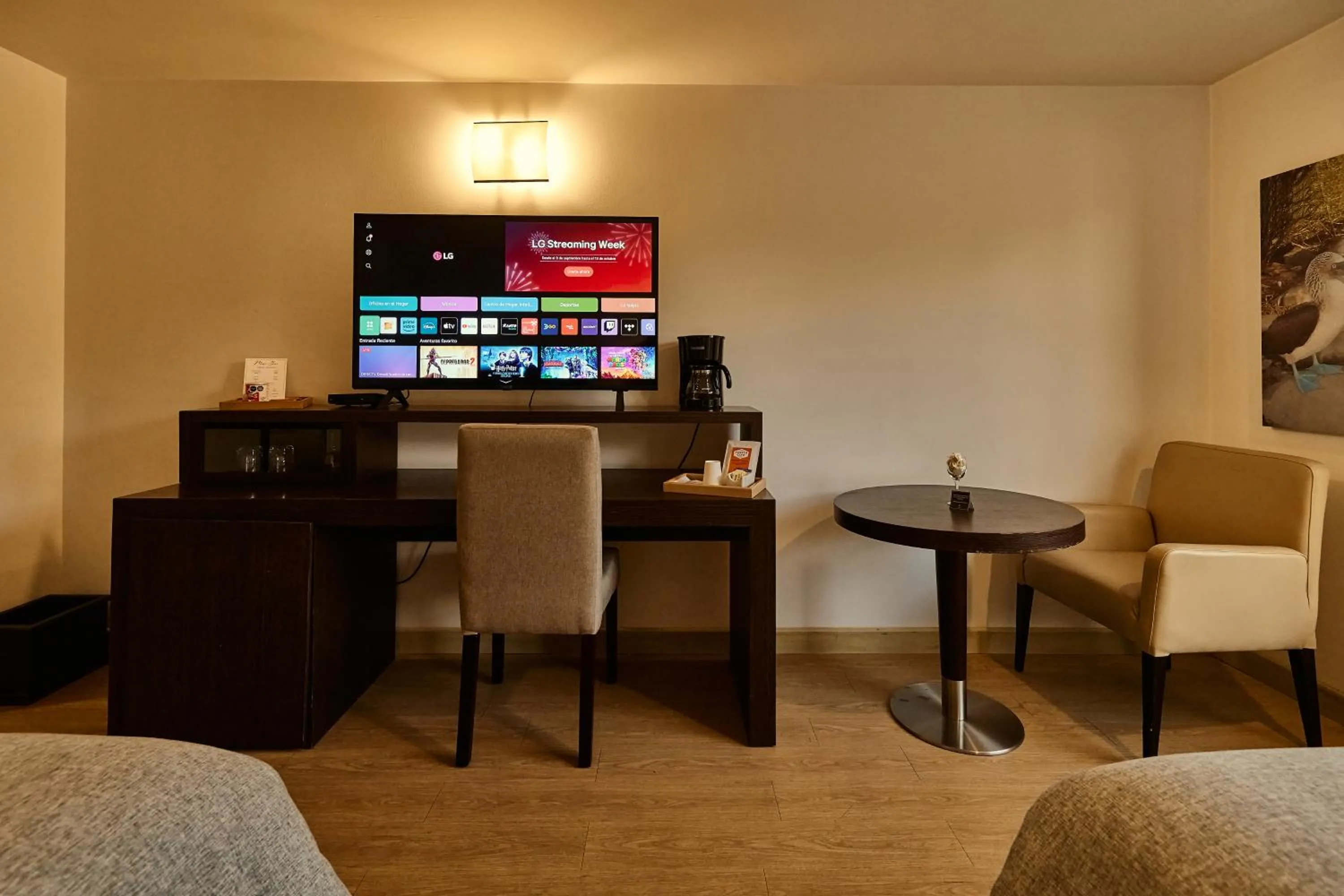 Photo of the whole room in Hotel Parque 97