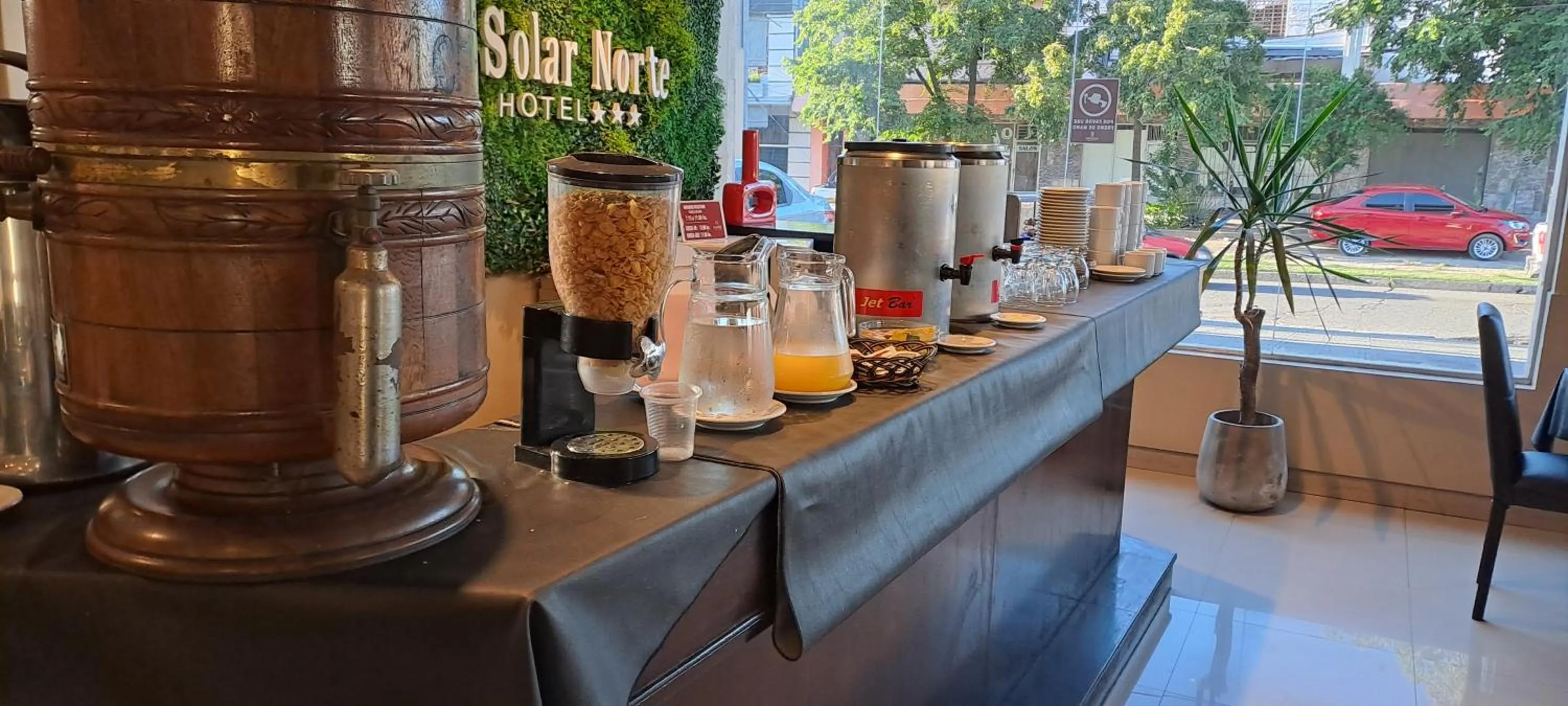 Continental breakfast in Hotel Solar Norte