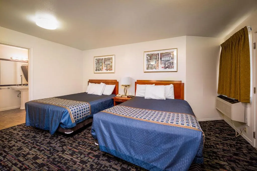 Bed in Riverview Lodge