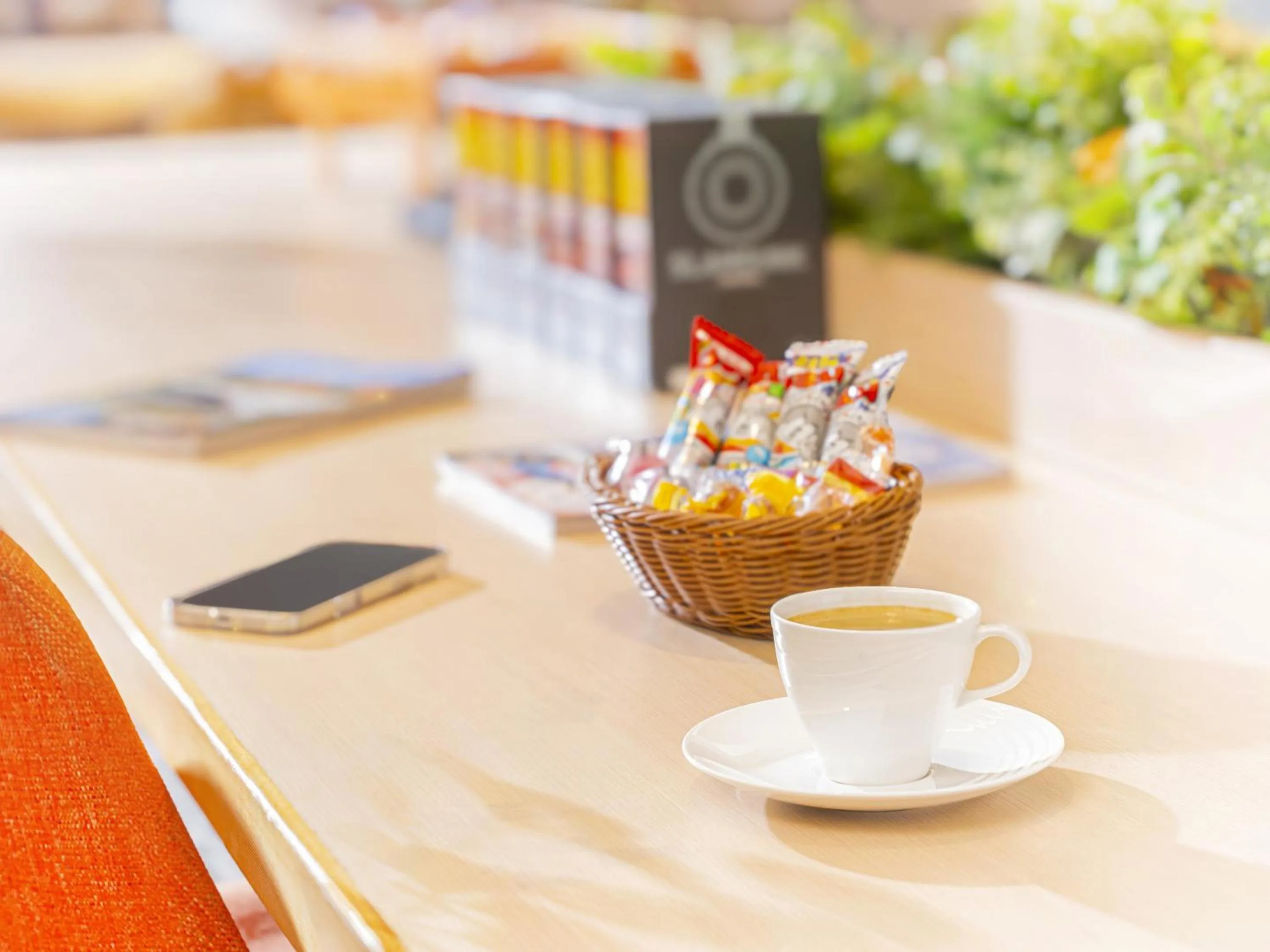 Communal lounge/ TV room in Osaka View Hotel Honmachi