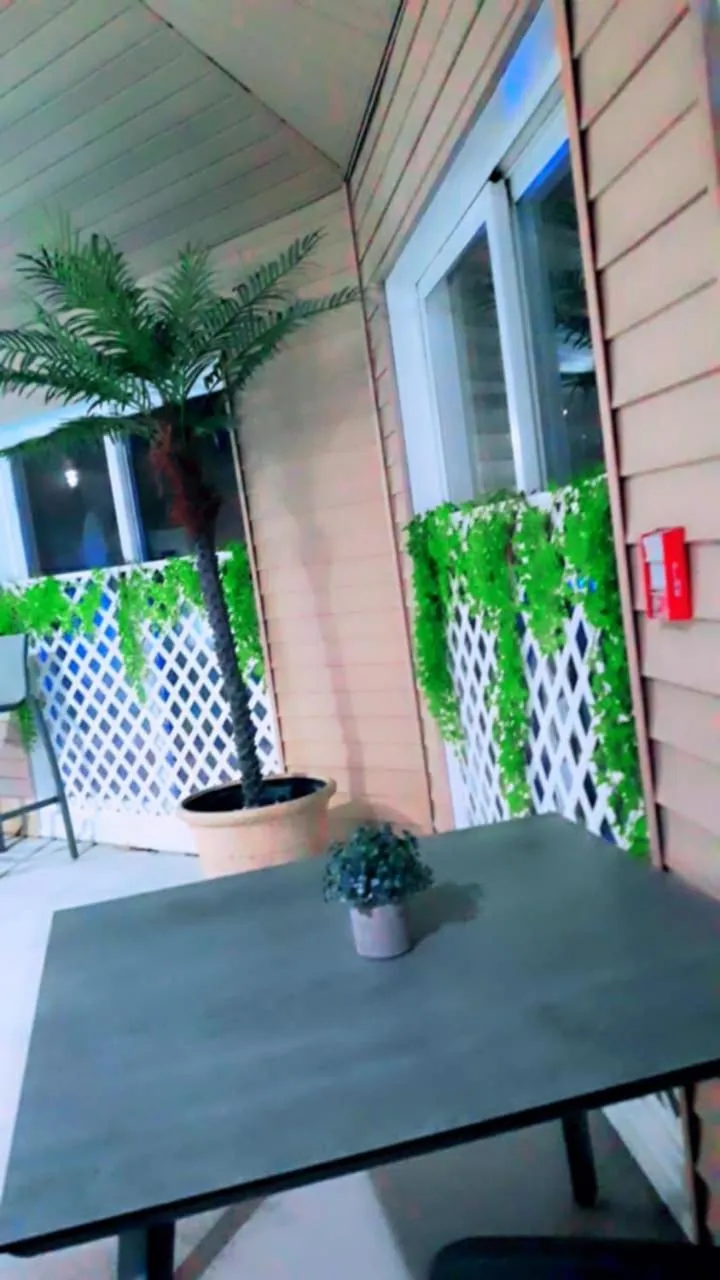 Swimming pool in Best Western West Greenwich Inn