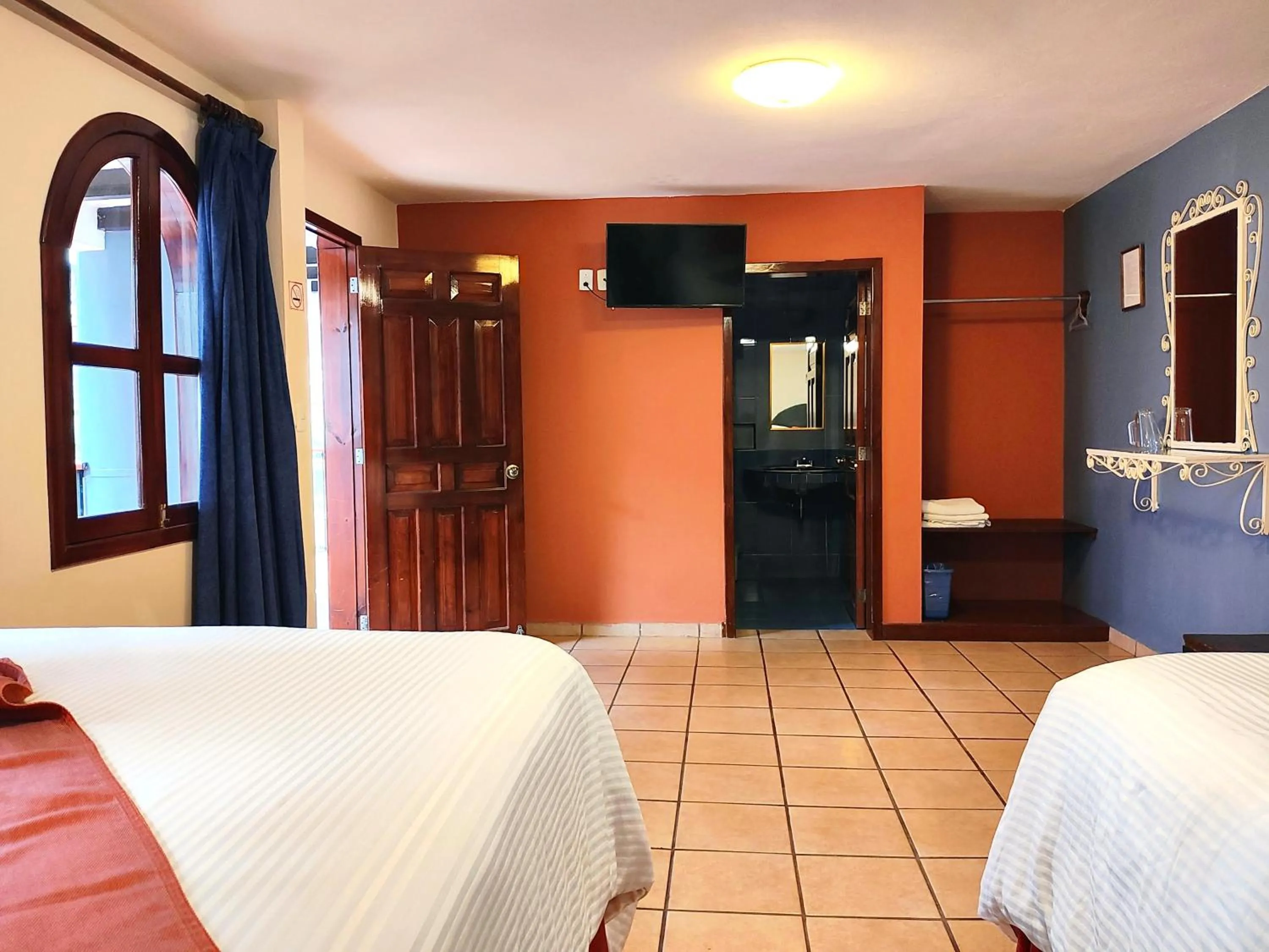 Bedroom, Bed in Hotel Jardines Del Carmen