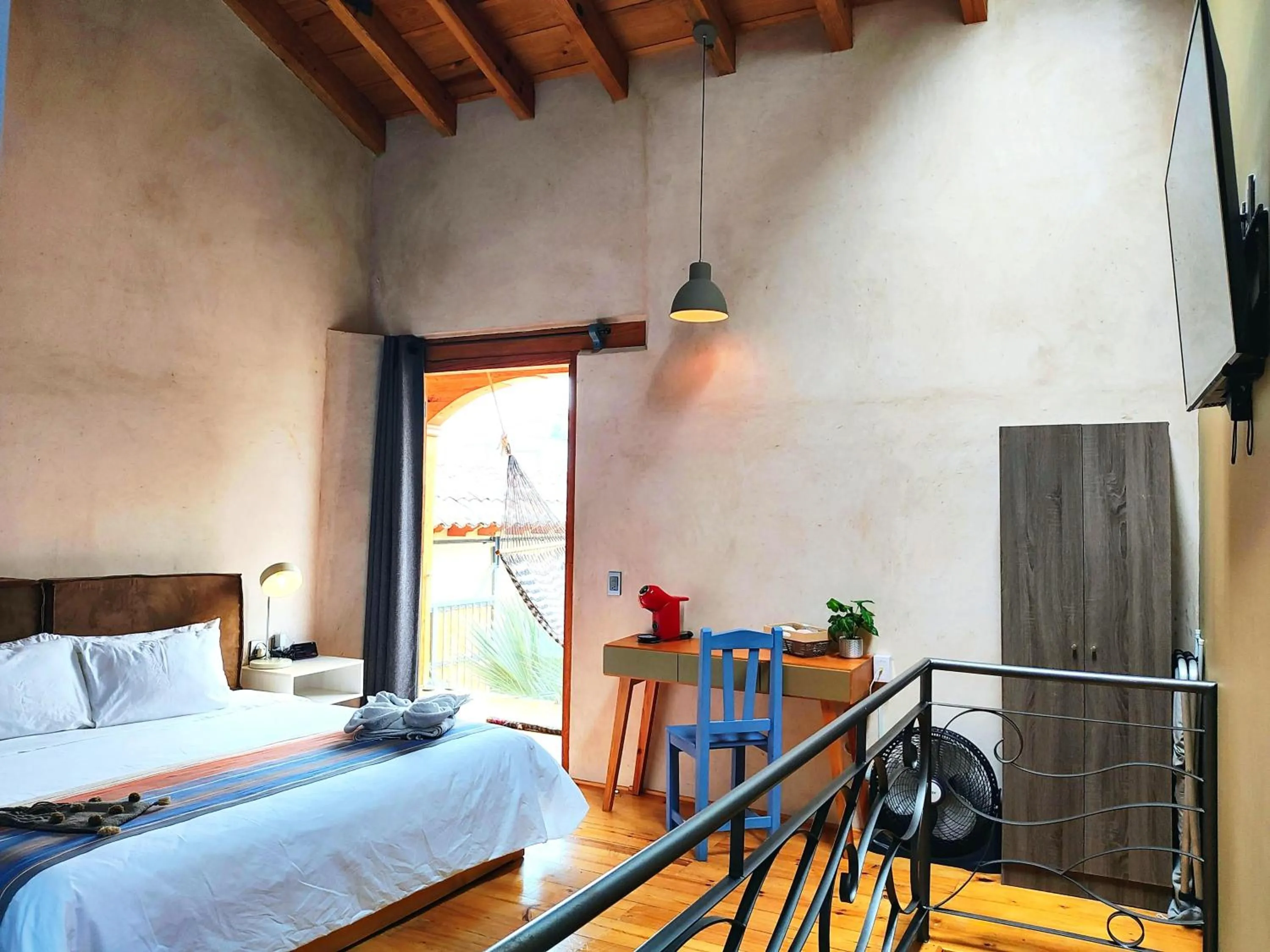 Bedroom, Bed in Hotel Jardines Del Carmen