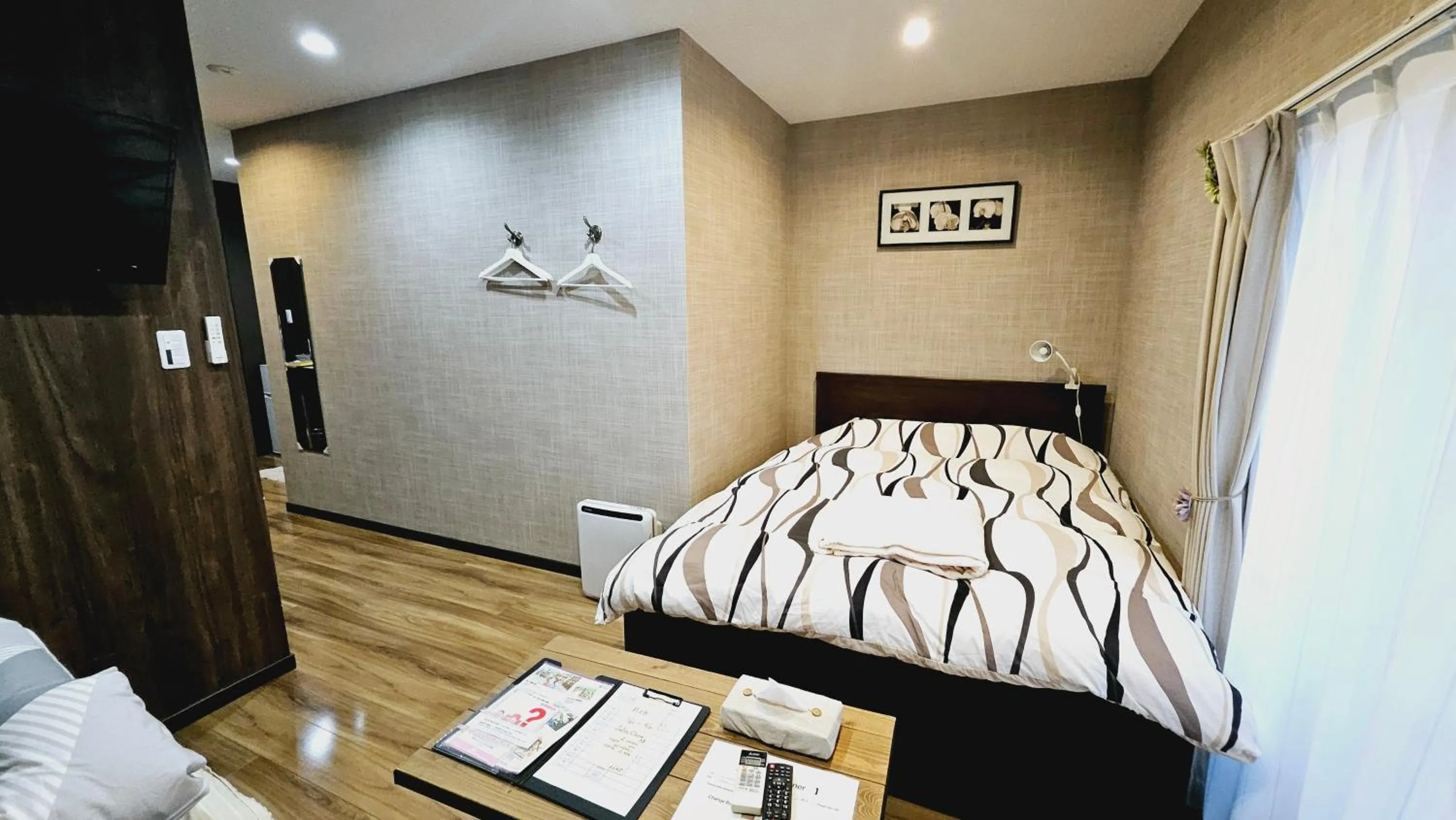 Bed in Royce Enmachi
