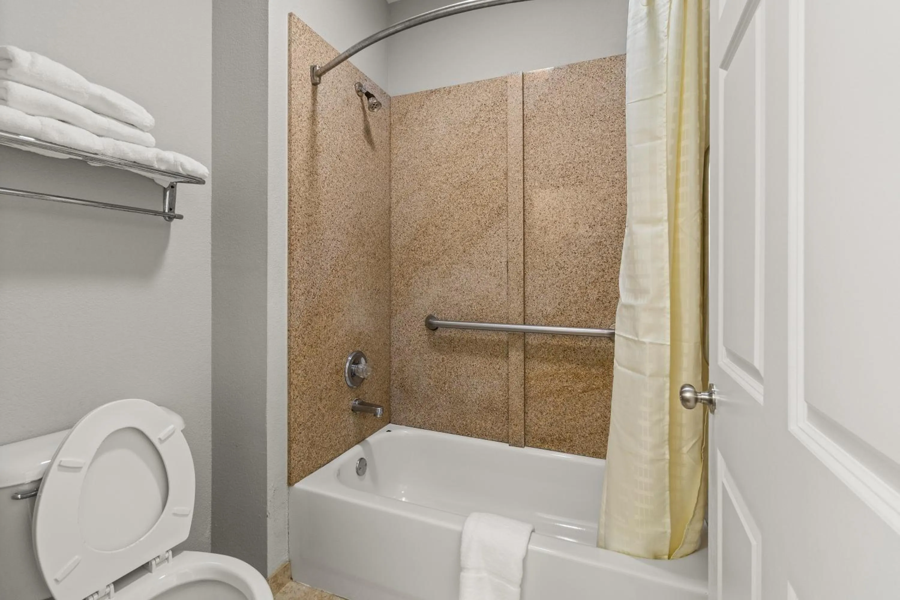 Shower in Americas Best Value Inn Byhalia