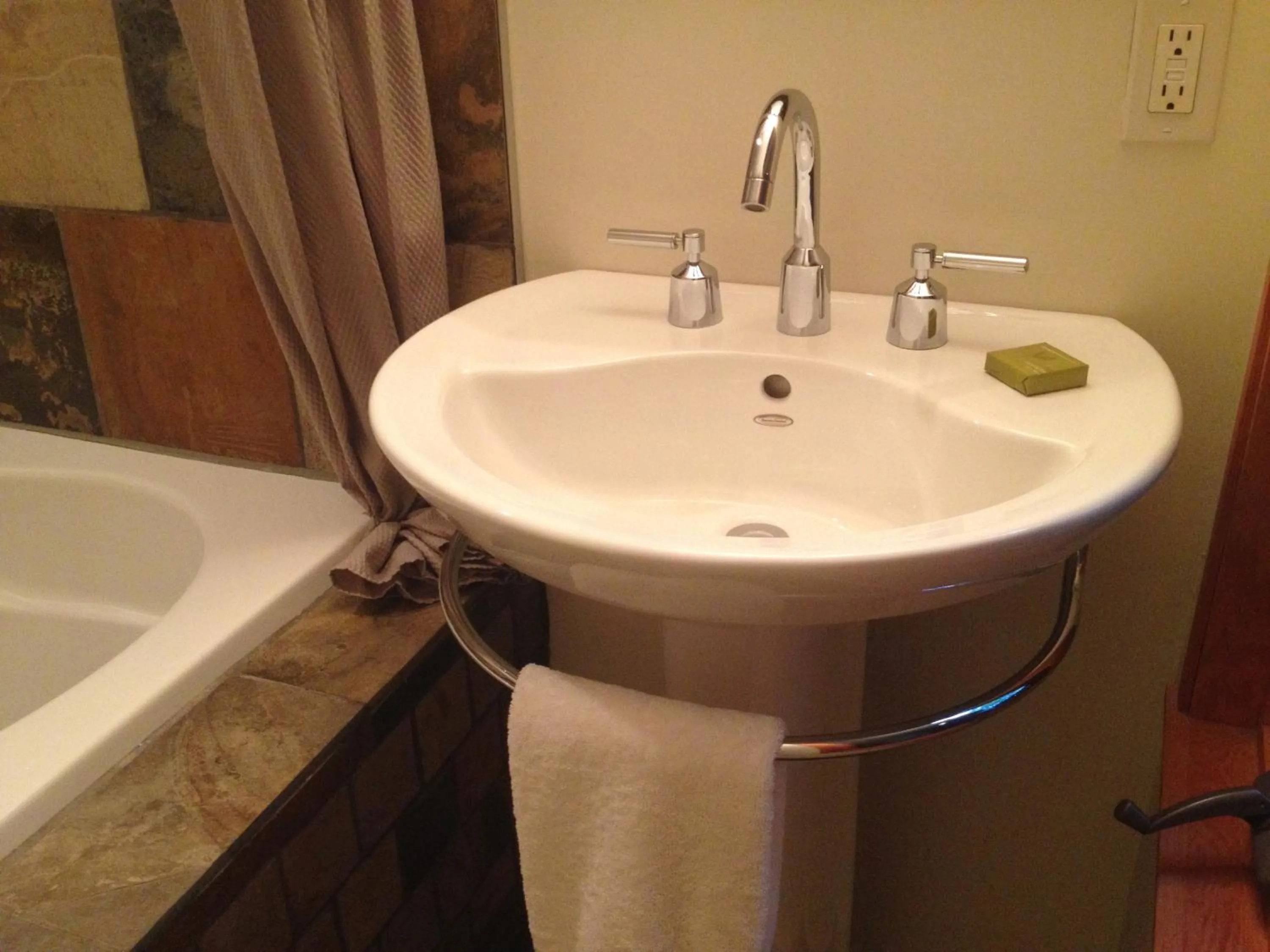 Bathroom in Hyphocus Inn