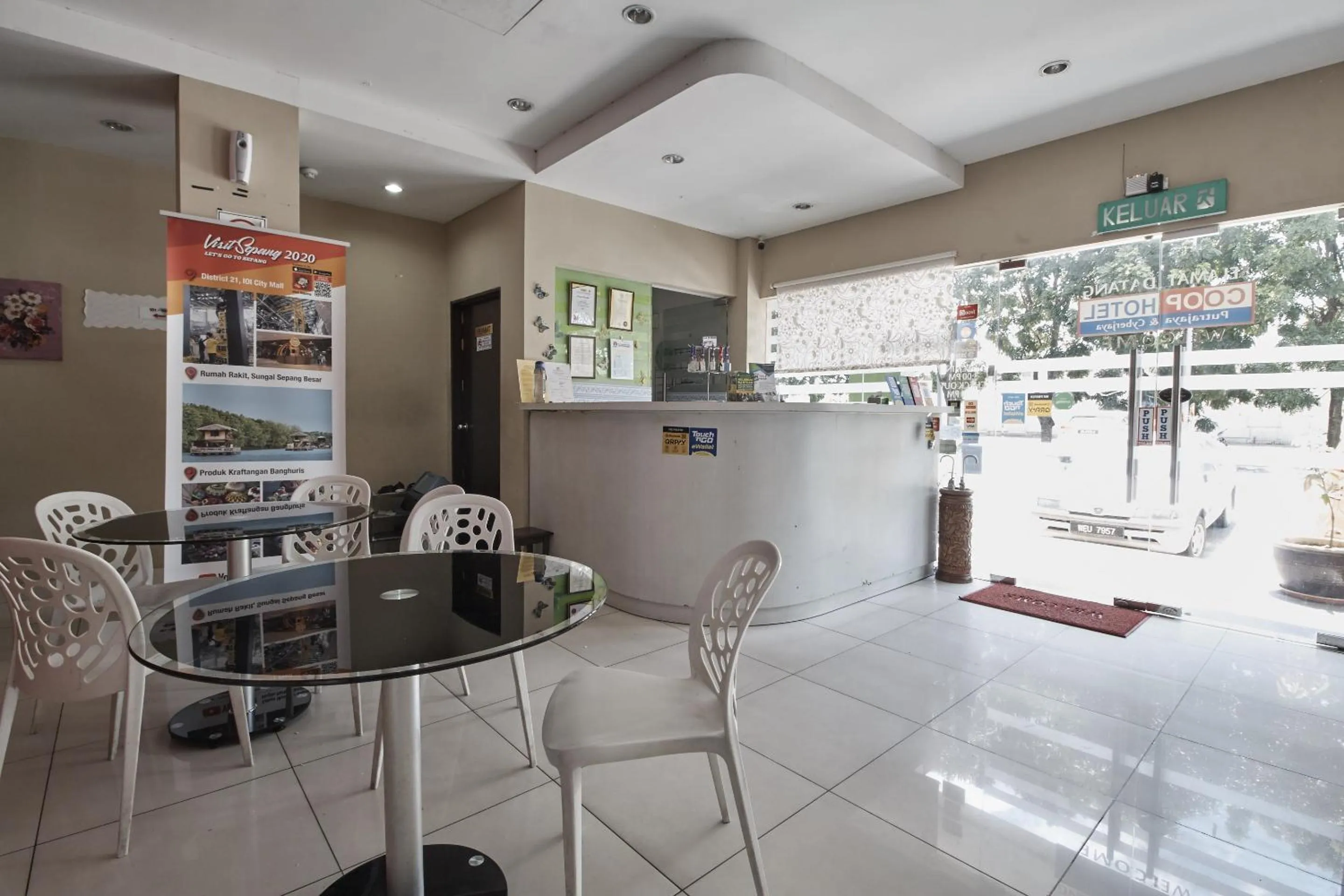 Restaurant/places to eat in COOP HOTEL PUTRAJAYA & CYBERJAYA