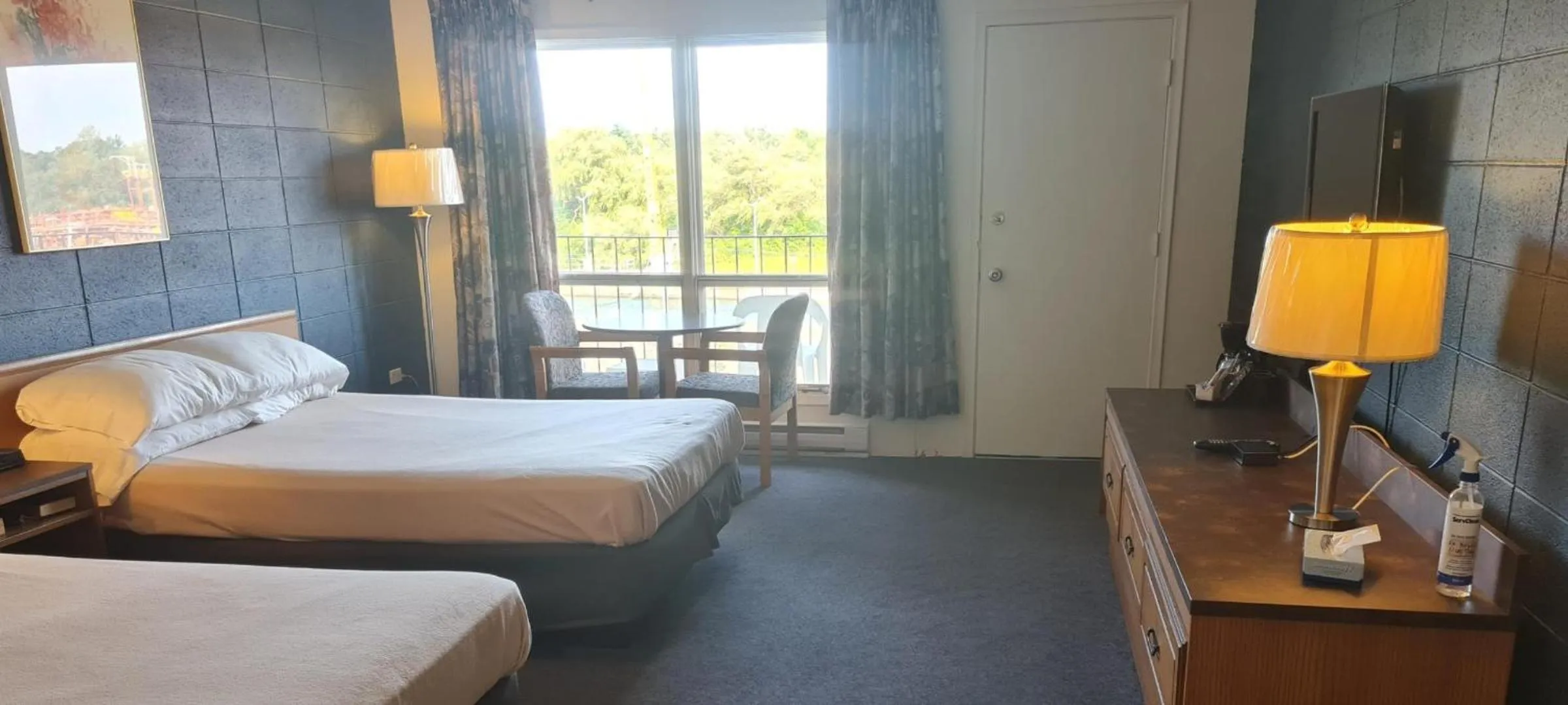 View (from property/room), Bed in The Inn At Lock Seven