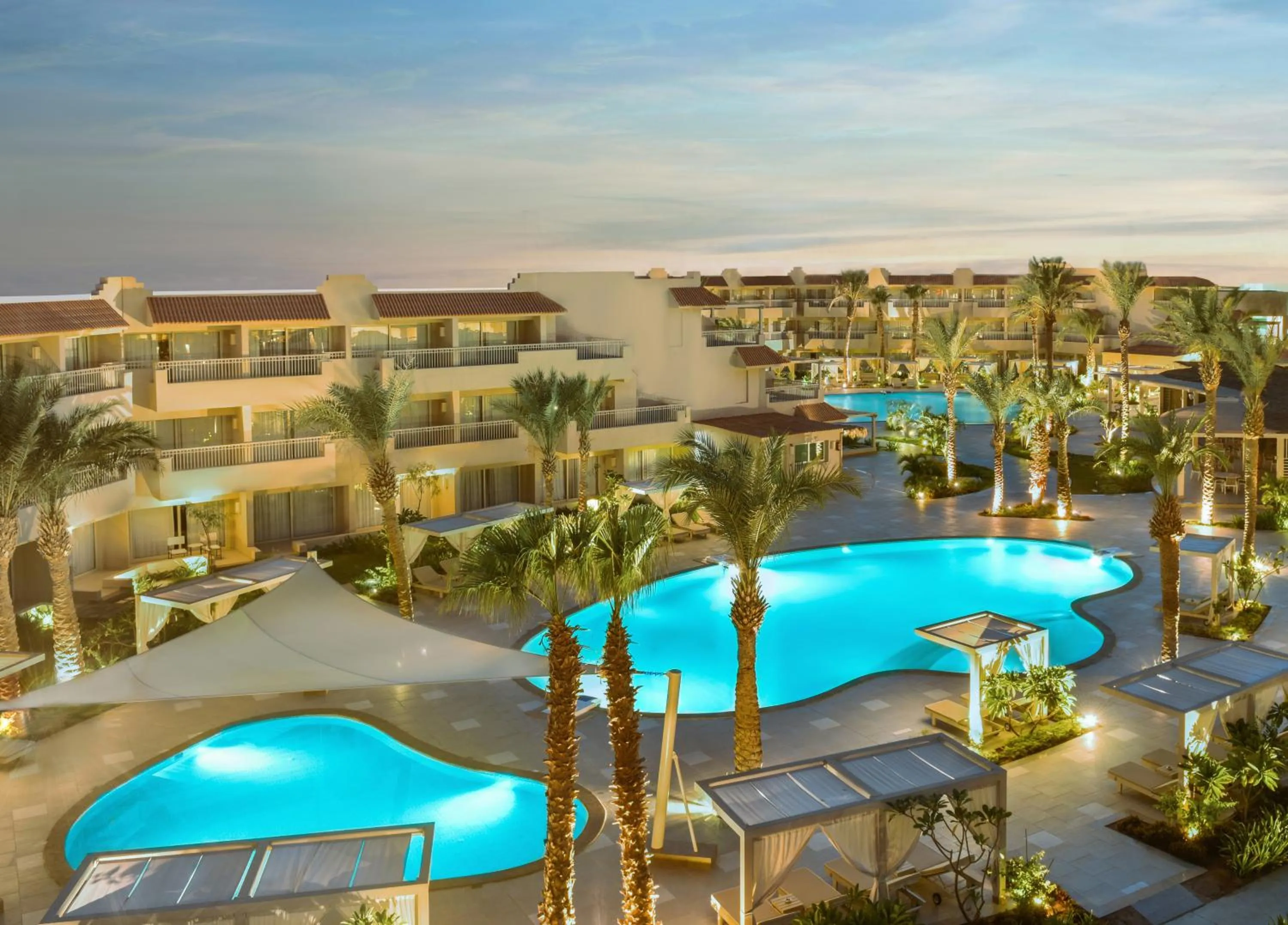 Swimming pool in JAZ Elite Casa Del Mar Beach