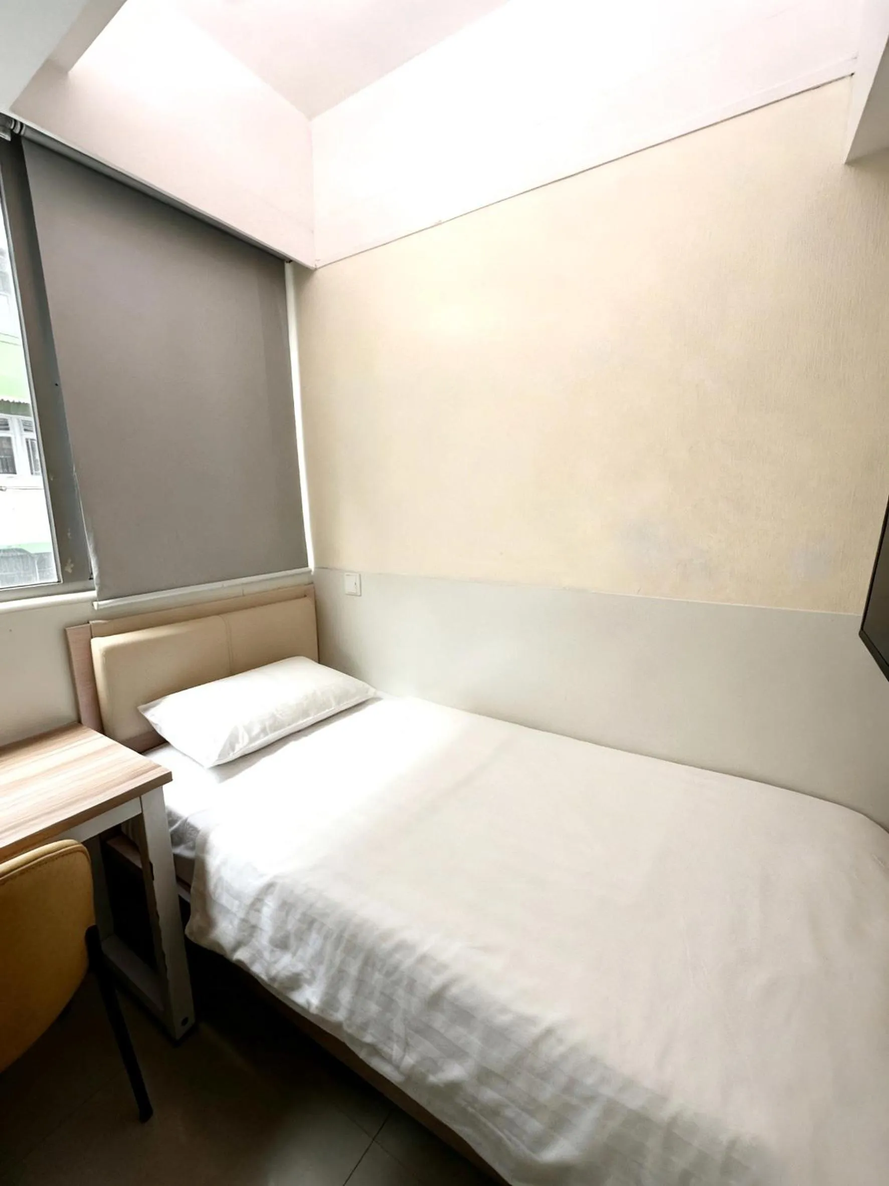 Bed in Metacity MK 名廸旺角