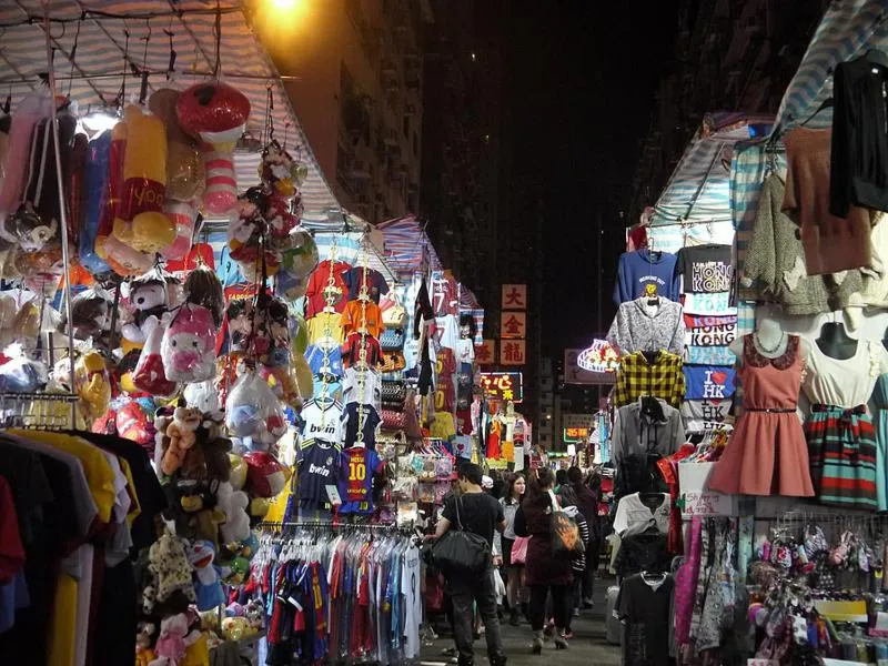 Night in Harbour Inn