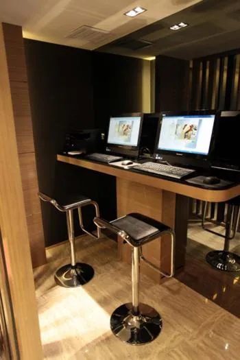 Business facilities in Harbour Inn