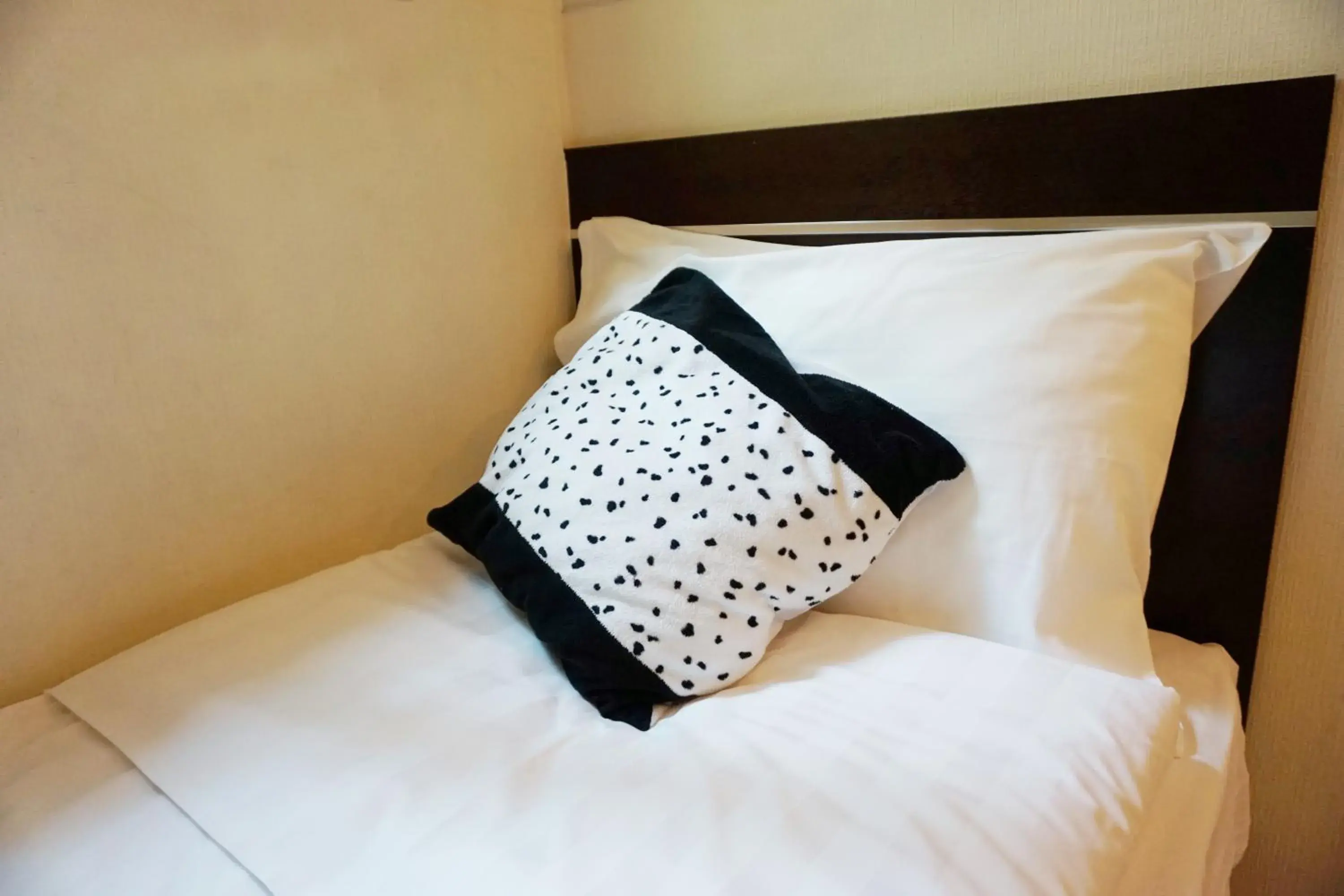 Bed in Metacity MK 名廸旺角 Bed in Metacity MK 名廸旺角