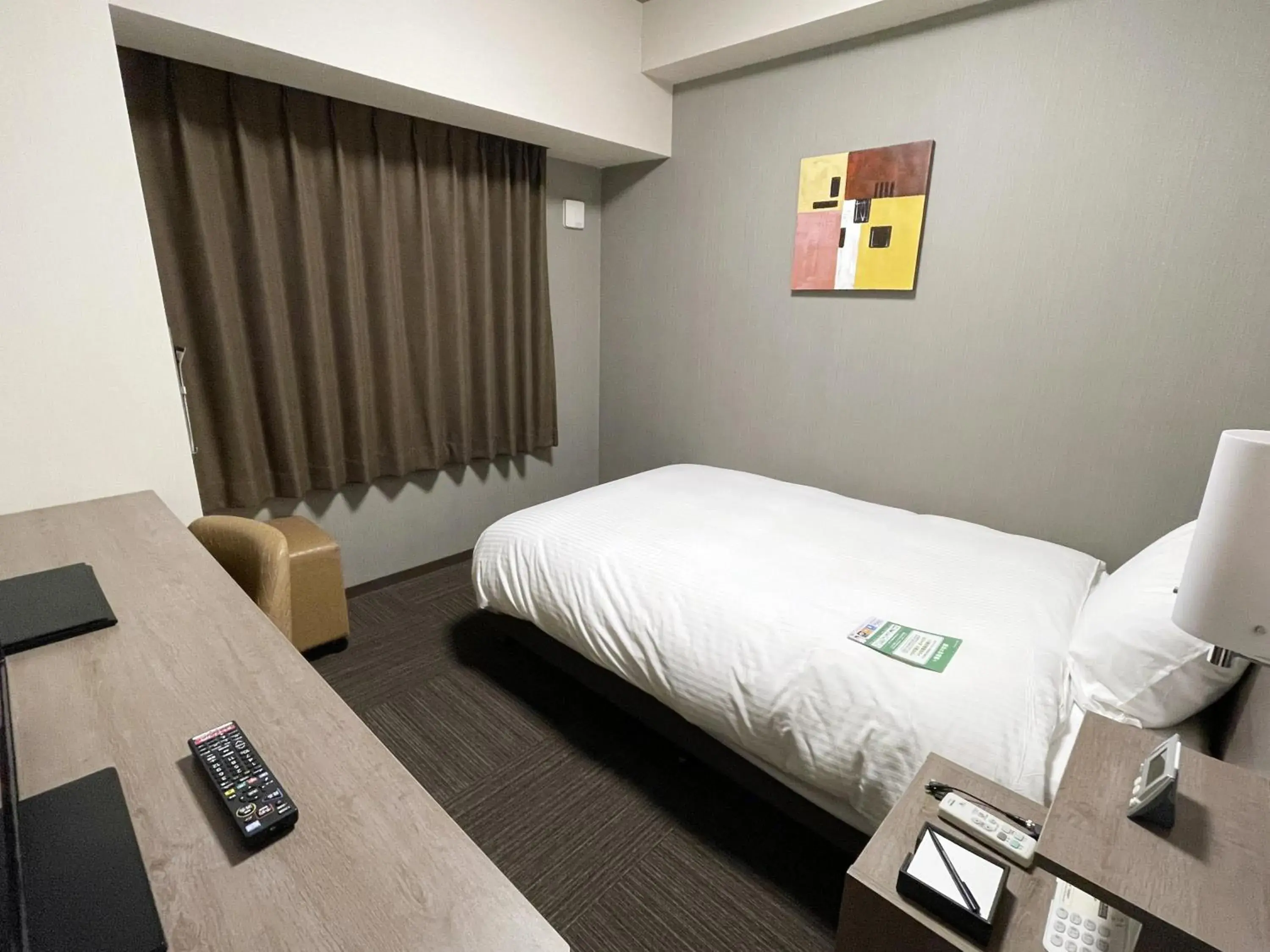 Photo of the whole room, Bed in HOTEL ROUTE-INN Osaka Takaishi -Hagoromo Ekimae- Photo of the whole room, Bed in HOTEL ROUTE-INN Osaka Takaishi -Hagoromo Ekimae-