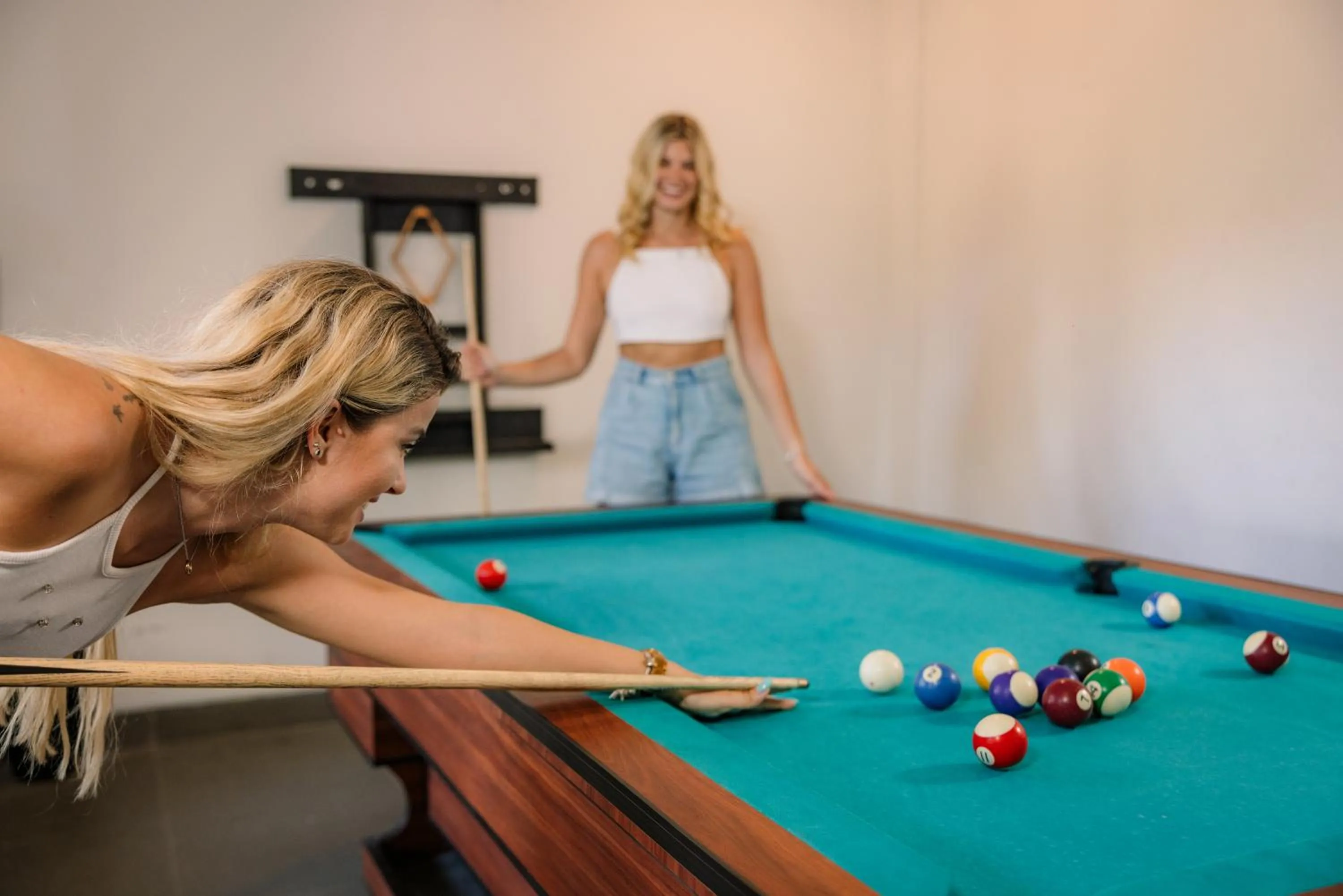 Billiard in Ombak Sunset