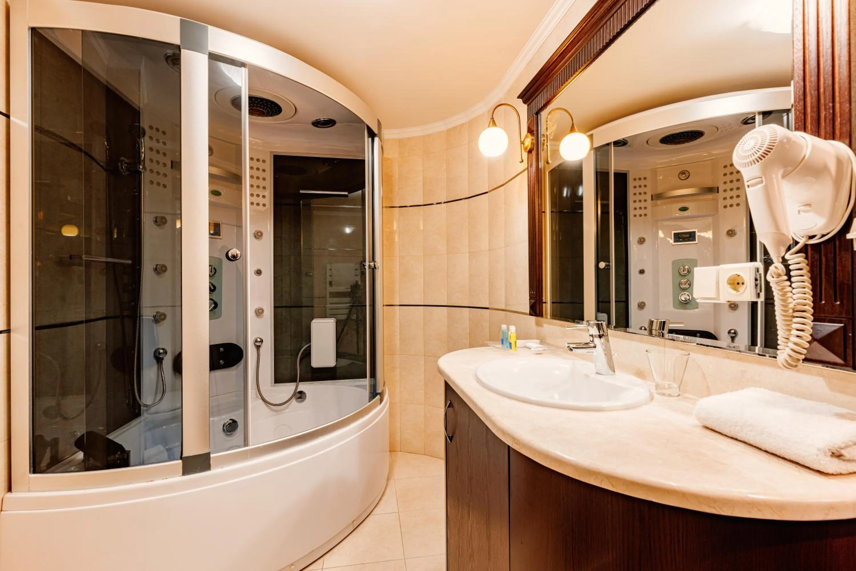 Shower in President Resort Hotel