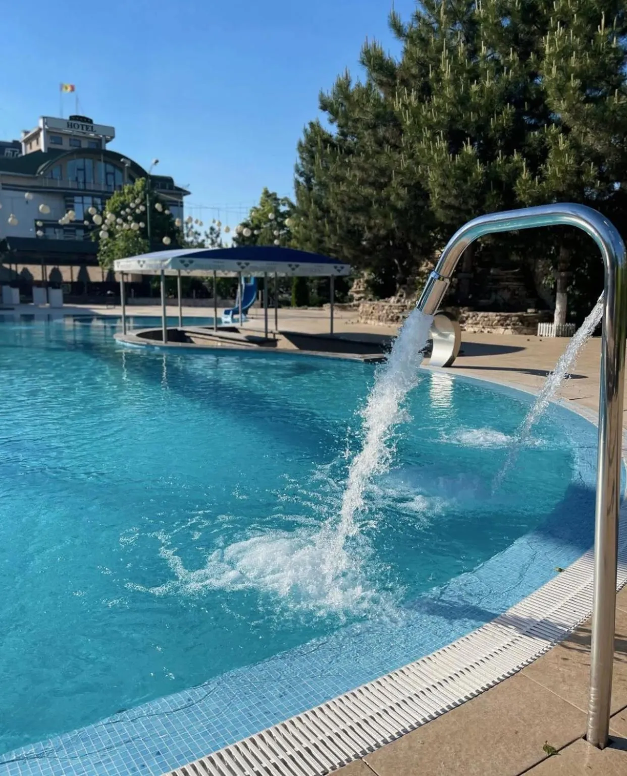 Swimming pool in President Resort Hotel