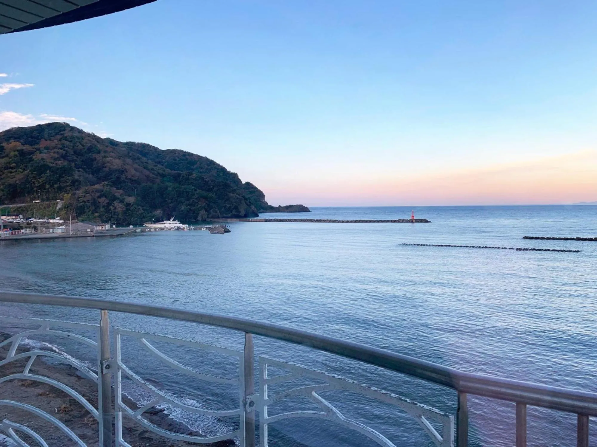 Photo of the whole room in Nishiizu Matsuzaki Itoen Hotel