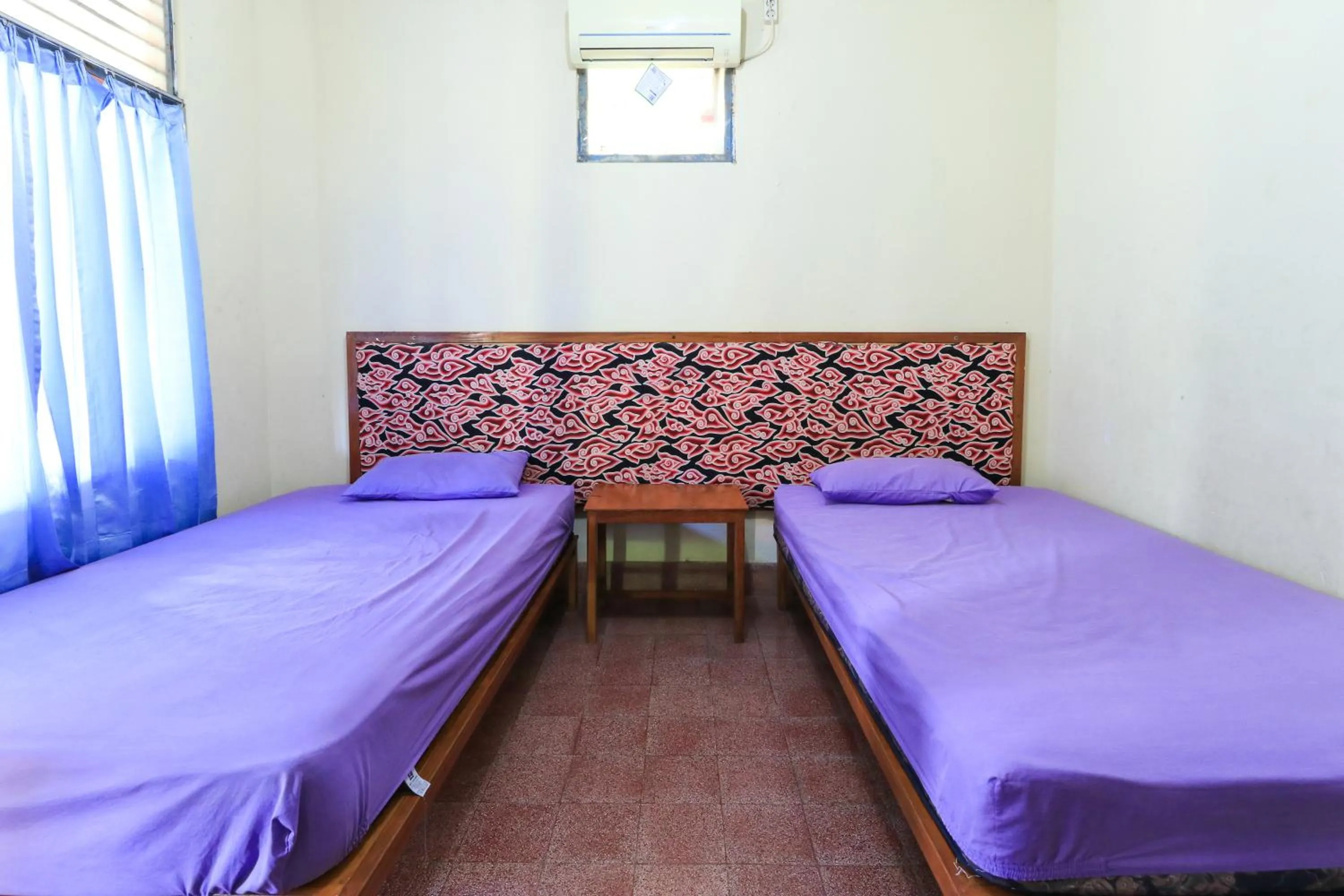 Bedroom, Bed in Mertha Jati Hotel