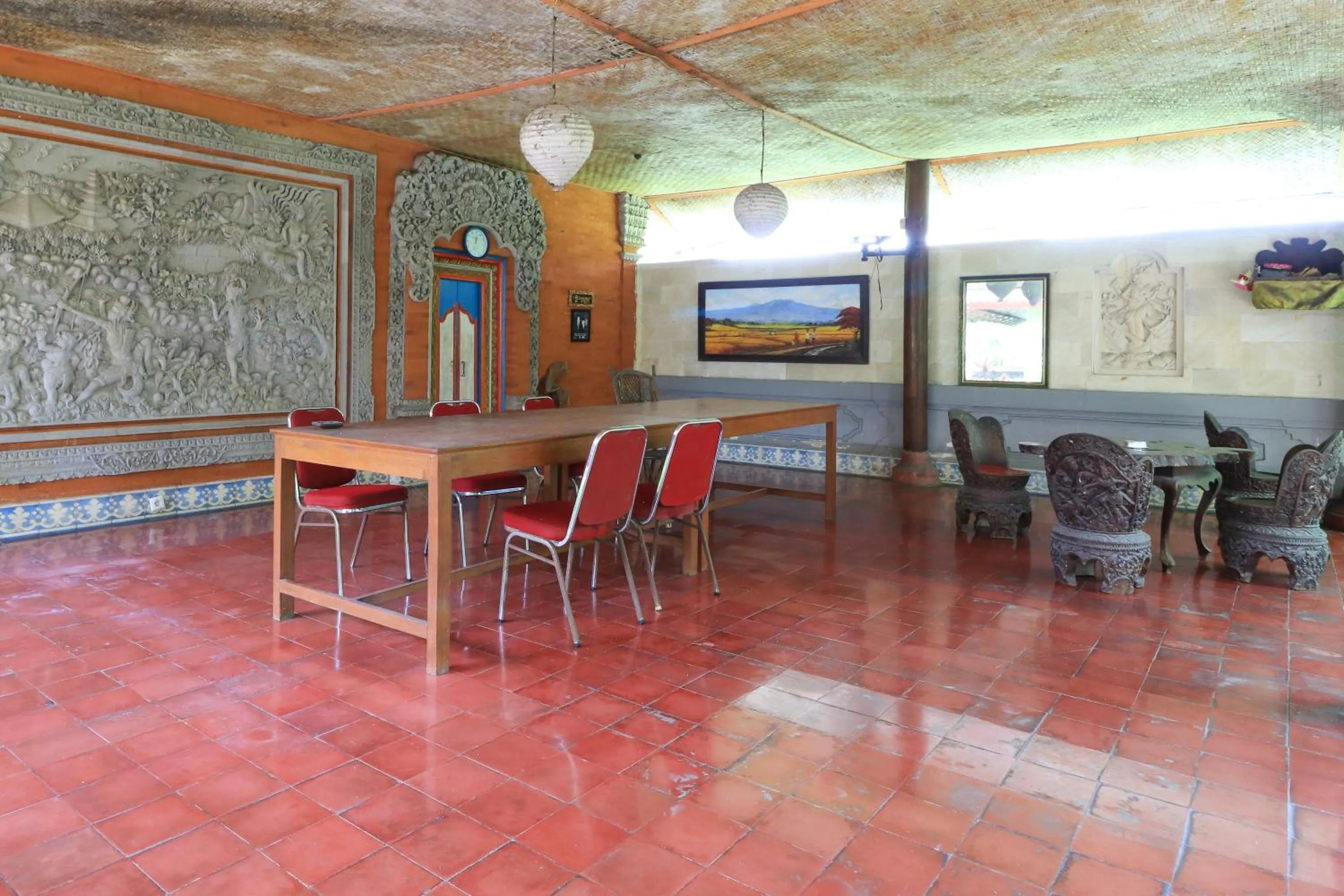 Lobby or reception in Mertha Jati Hotel