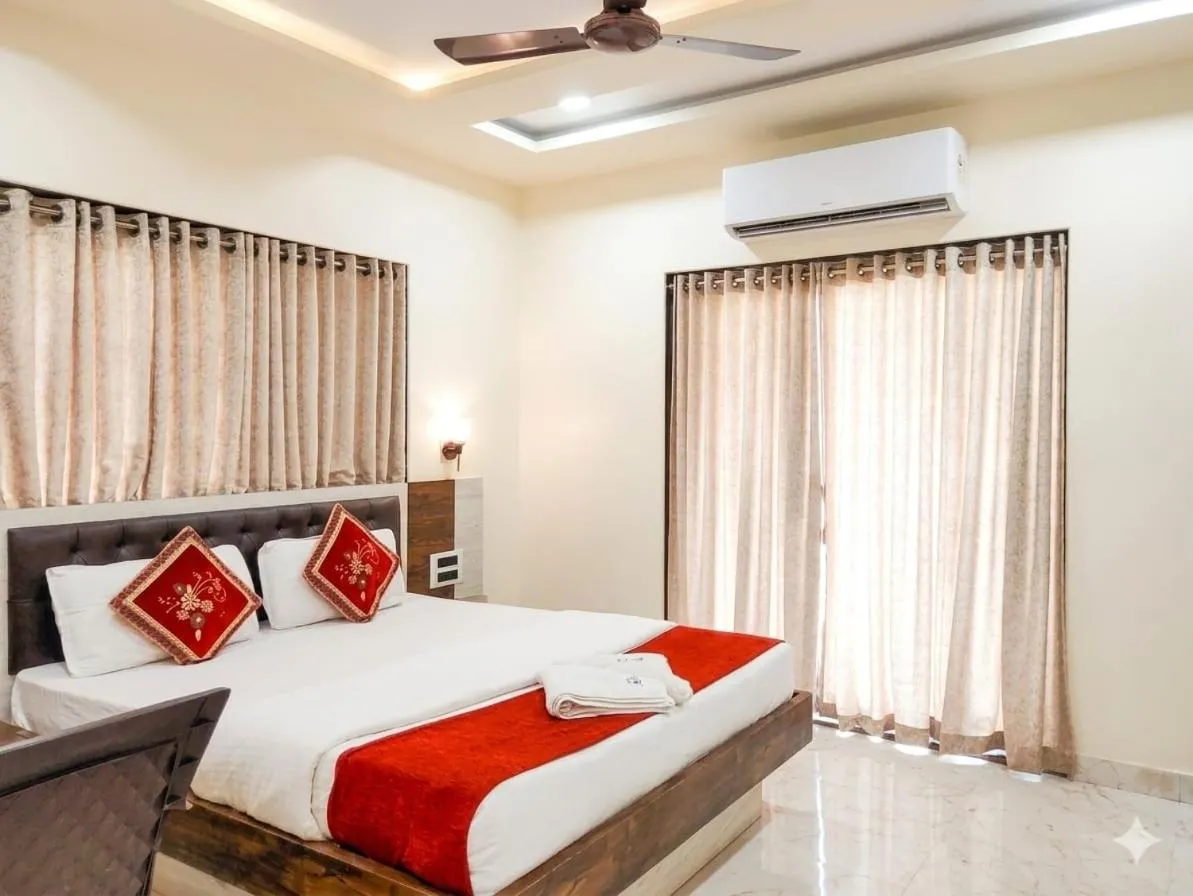 Bed in Hotel Grand Ganesha