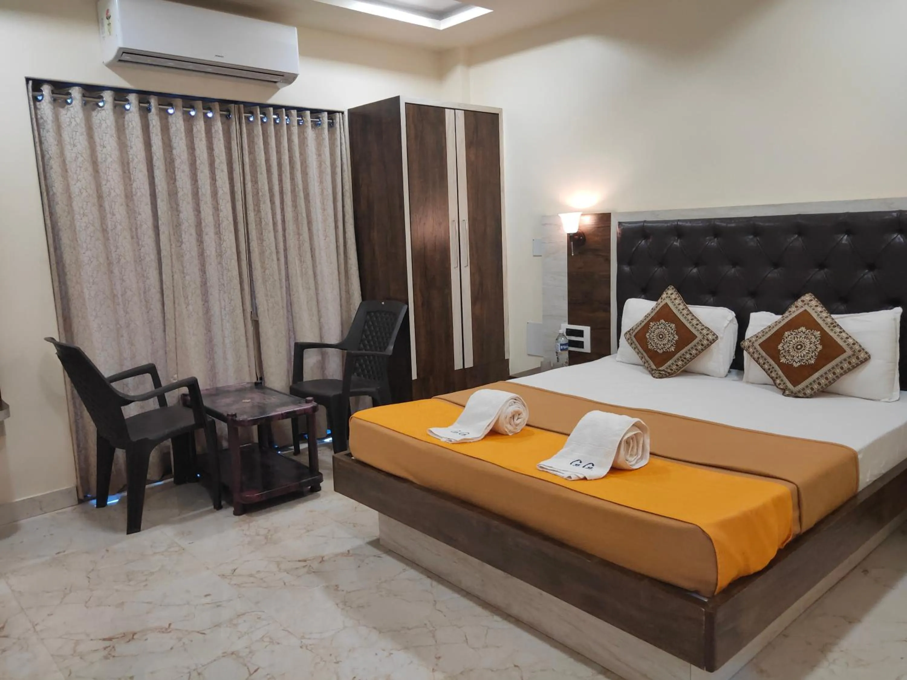 Bed in Hotel Grand Ganesha